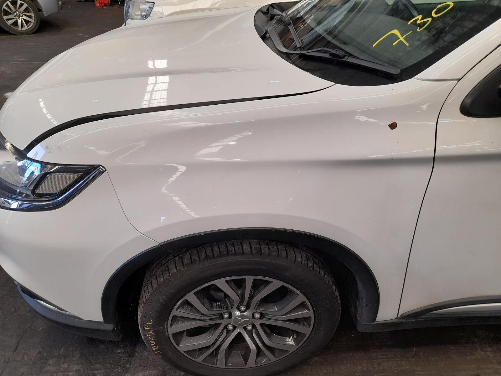 View Auto part Left Guard Mitsubishi Outlander 2015