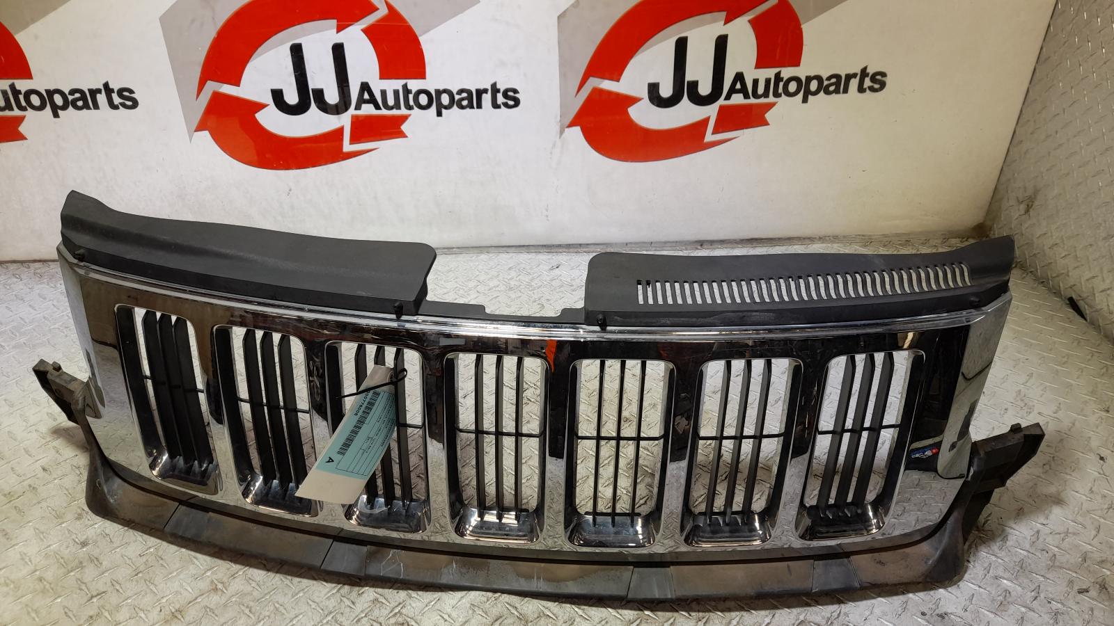 View Auto part Grille Jeep Grandcherokee 2011