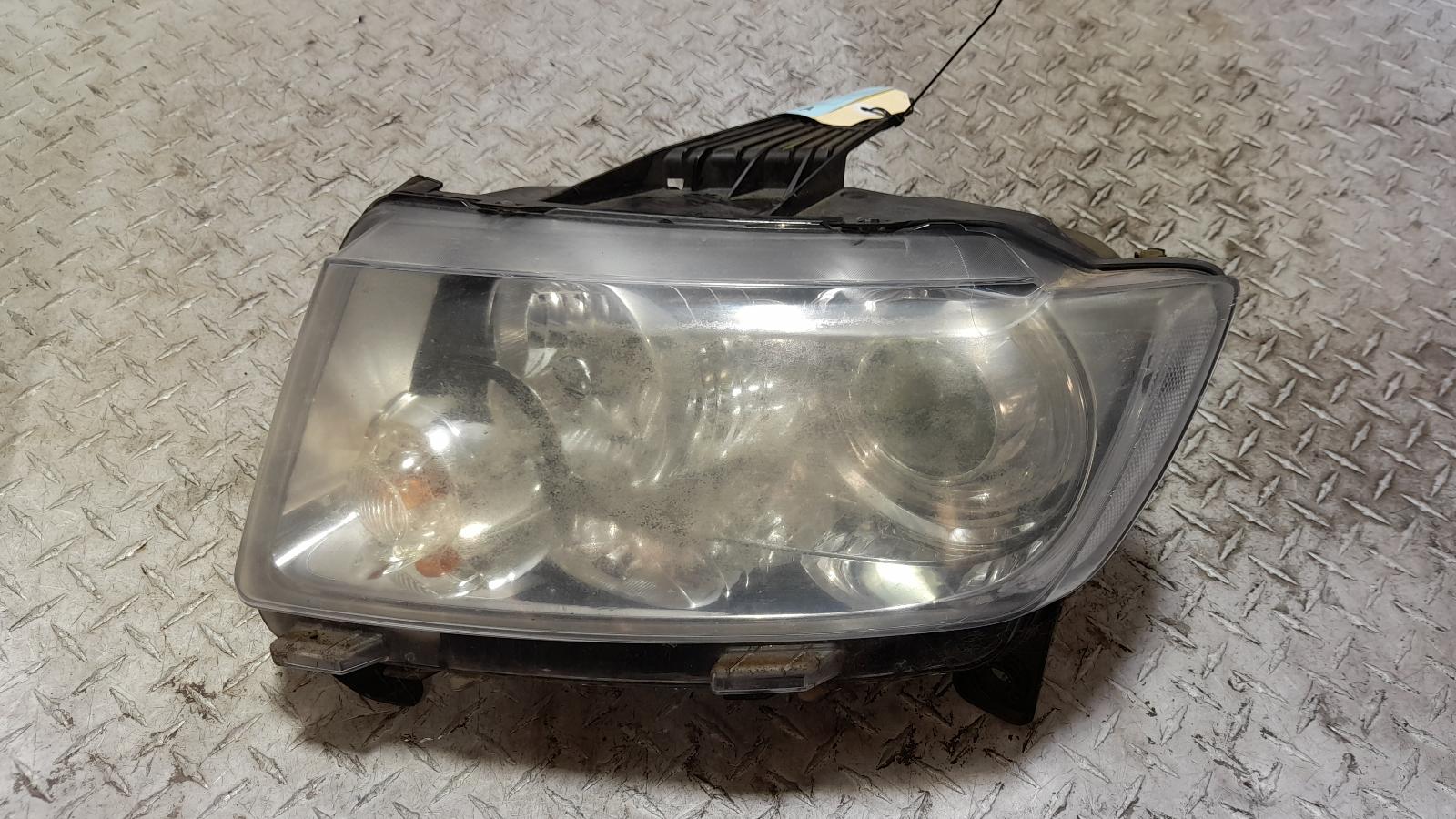 View Auto part Left Headlamp Jeep Grandcherokee 2011