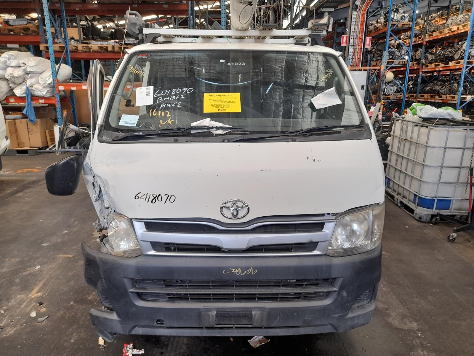 View Auto part Trans/Gearbox Toyota Hiace 2011