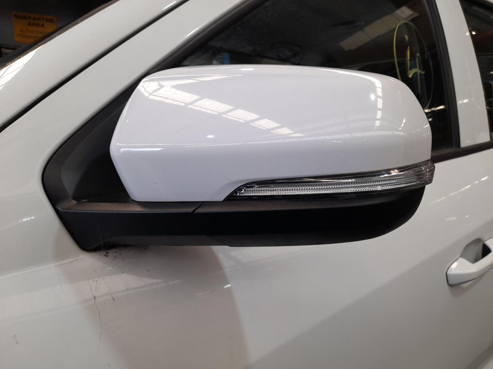 View Auto part Left Door Mirror Ldv T60 2020