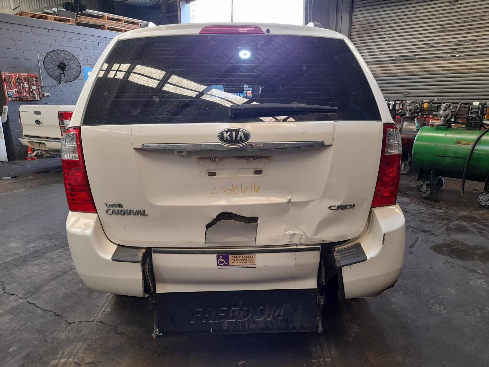 View Auto part Rear/Tailgate Glass Kia Carnival/grand Carnival 2013