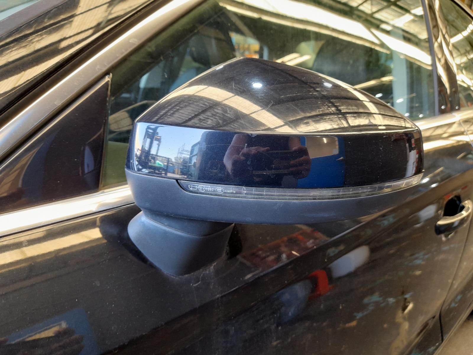 View Auto part Left Door Mirror Audi A3 2014