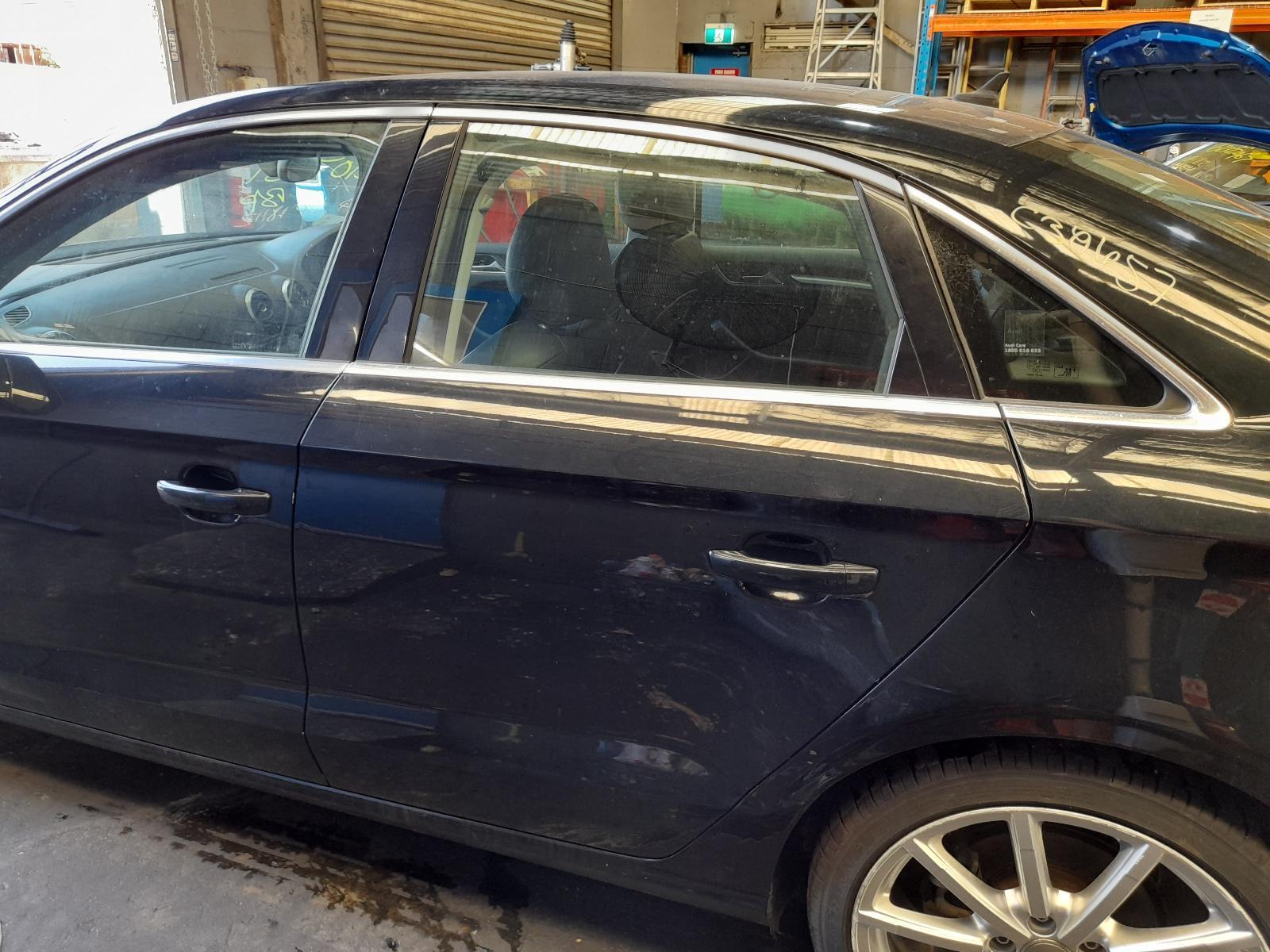 View Auto part Left Rear Door/Sliding Audi A3 2014