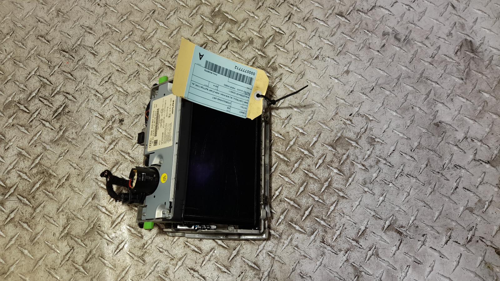 View Auto part Radio/Cd/Dvd/Sat/Tv Audi A3 2014