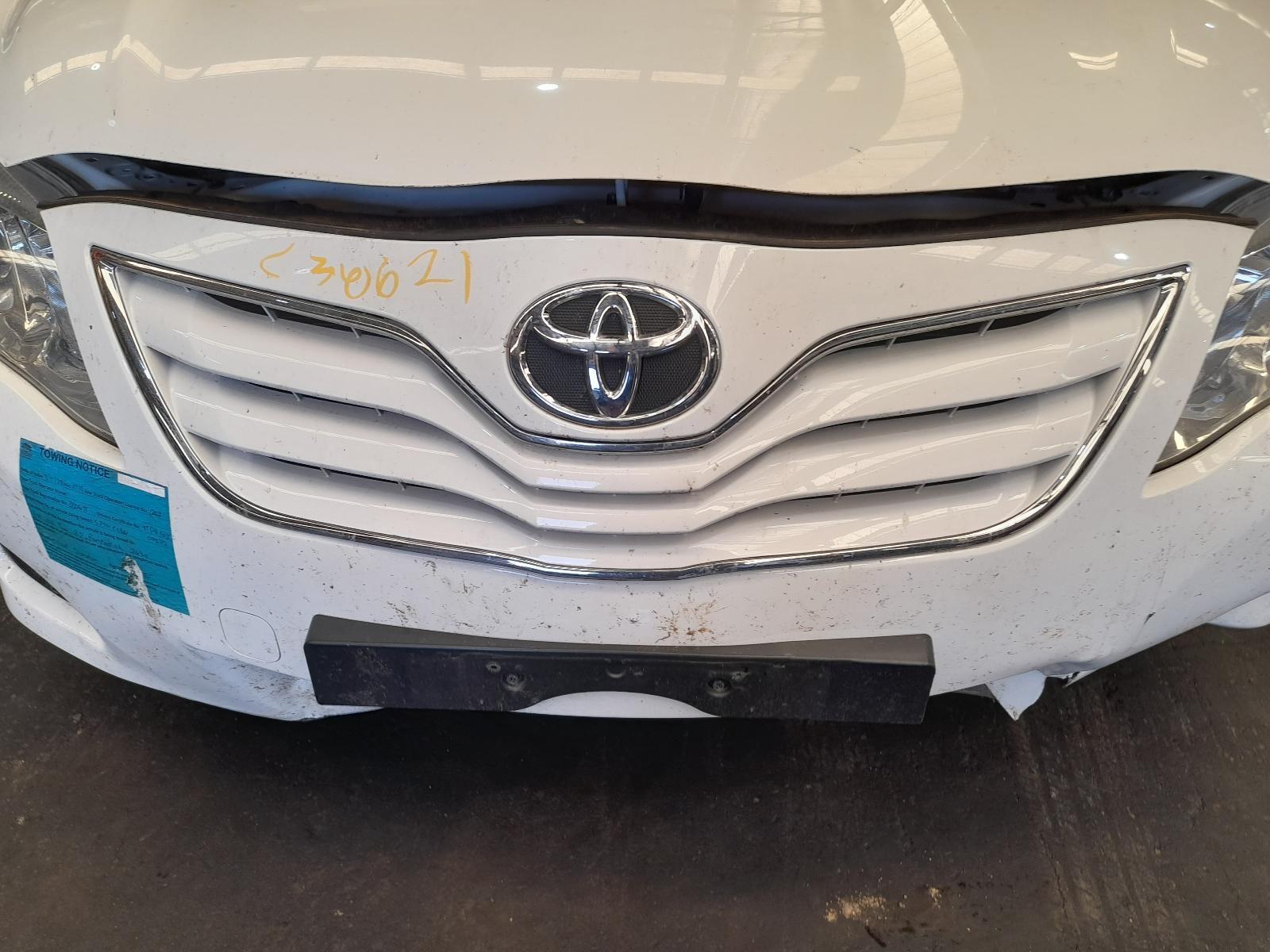 View Auto part Grille Toyota Camry 2010