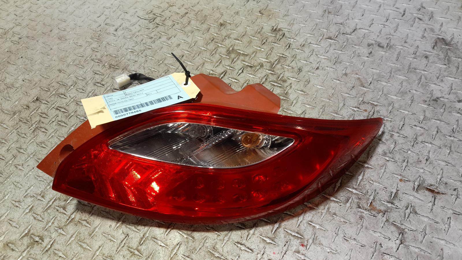View Auto part Right Taillight Mazda 2 2011