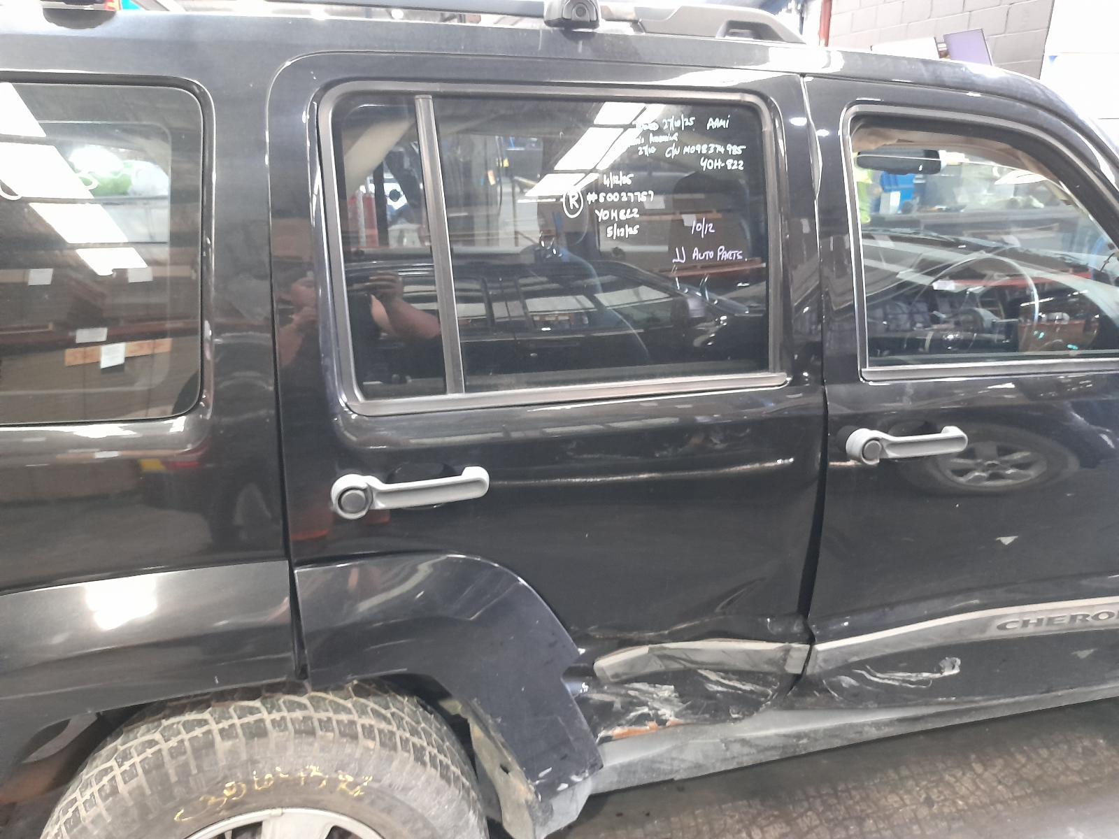 View Auto part Right Rear Door Window Jeep Cherokee 2010