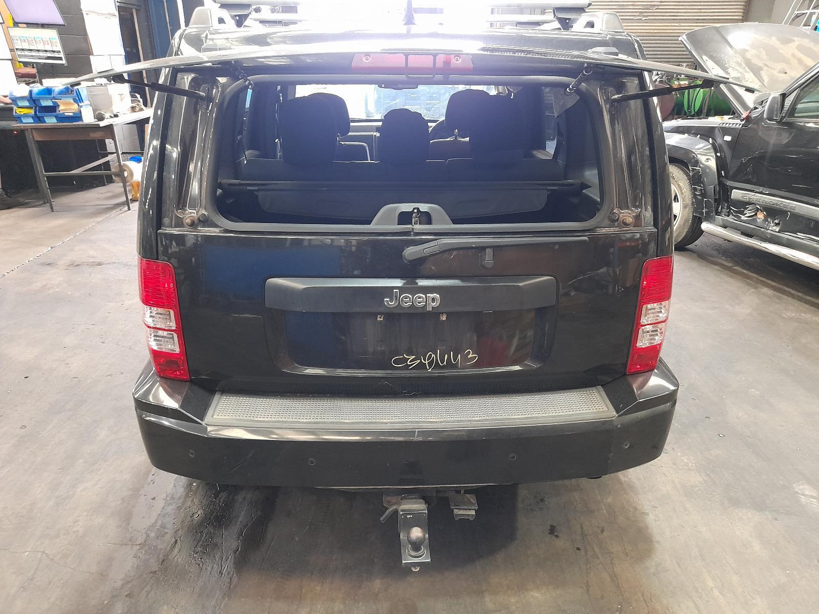 View Auto part Rear/Tailgate Glass Jeep Cherokee 2010