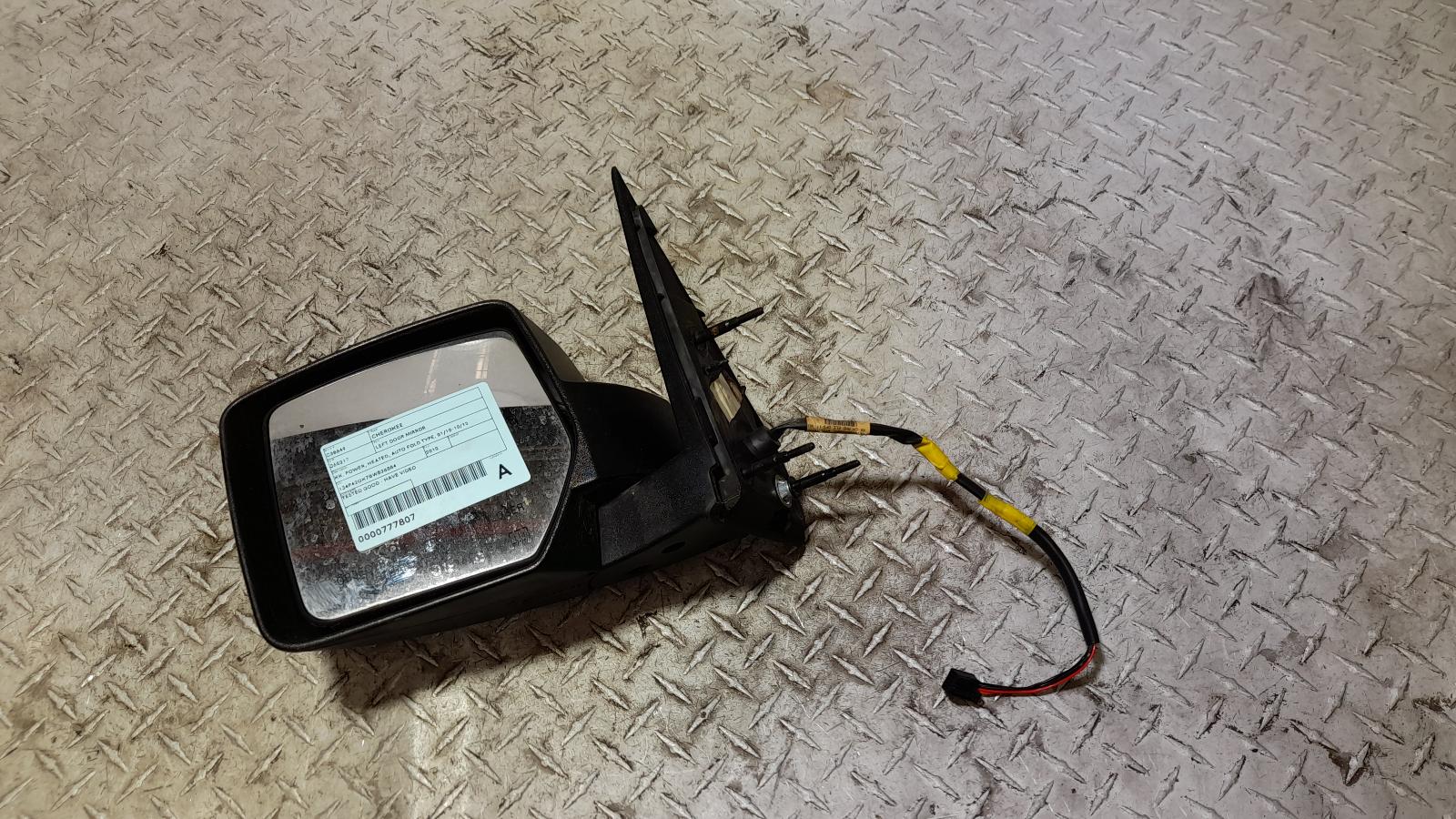 View Auto part Left Door Mirror Jeep Cherokee 2010
