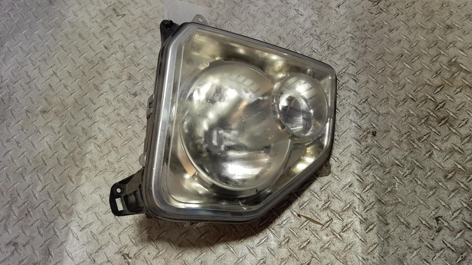 View Auto part Right Headlamp Jeep Cherokee 2010