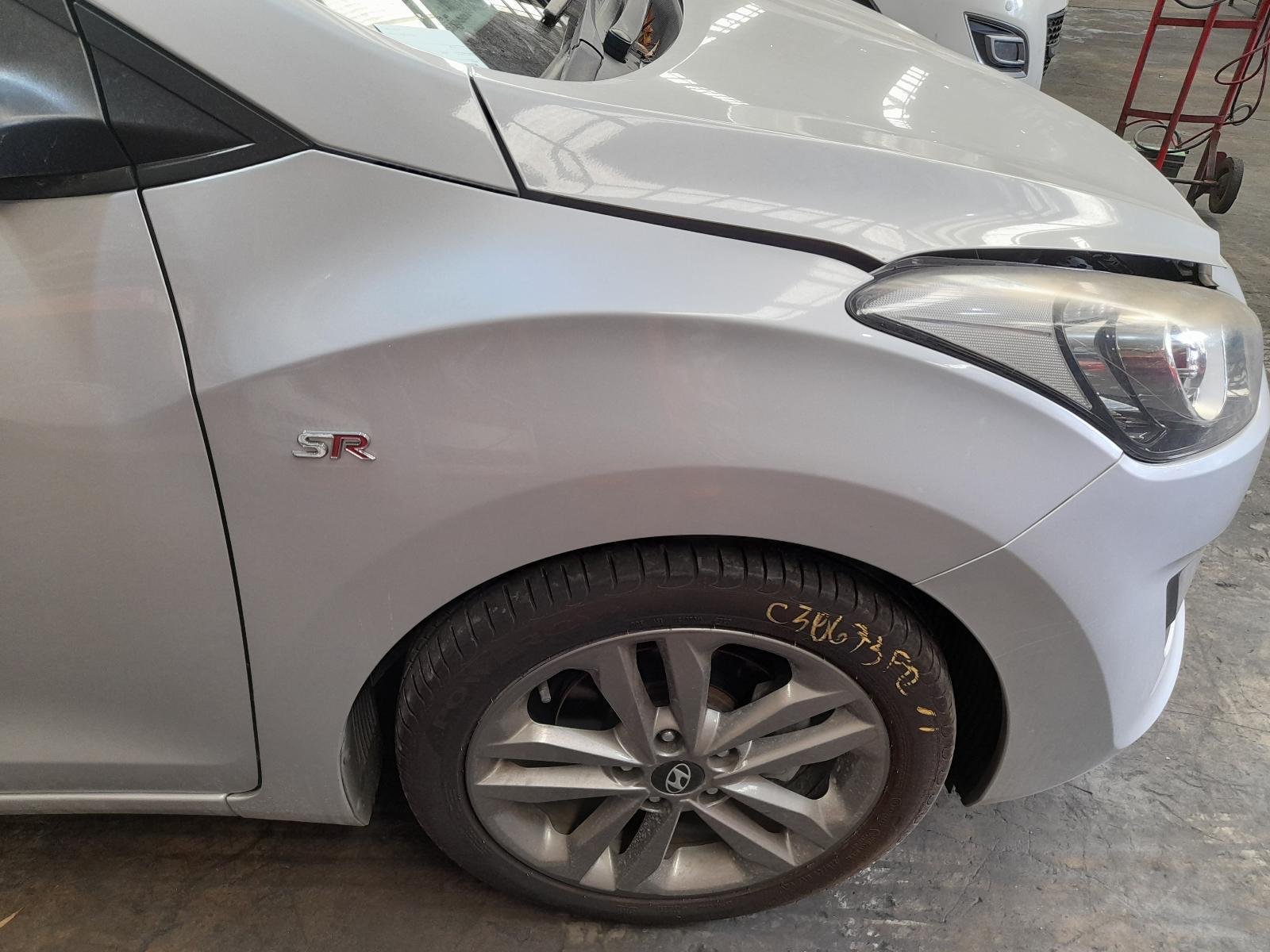 View Auto part Right Guard Hyundai I30 2016
