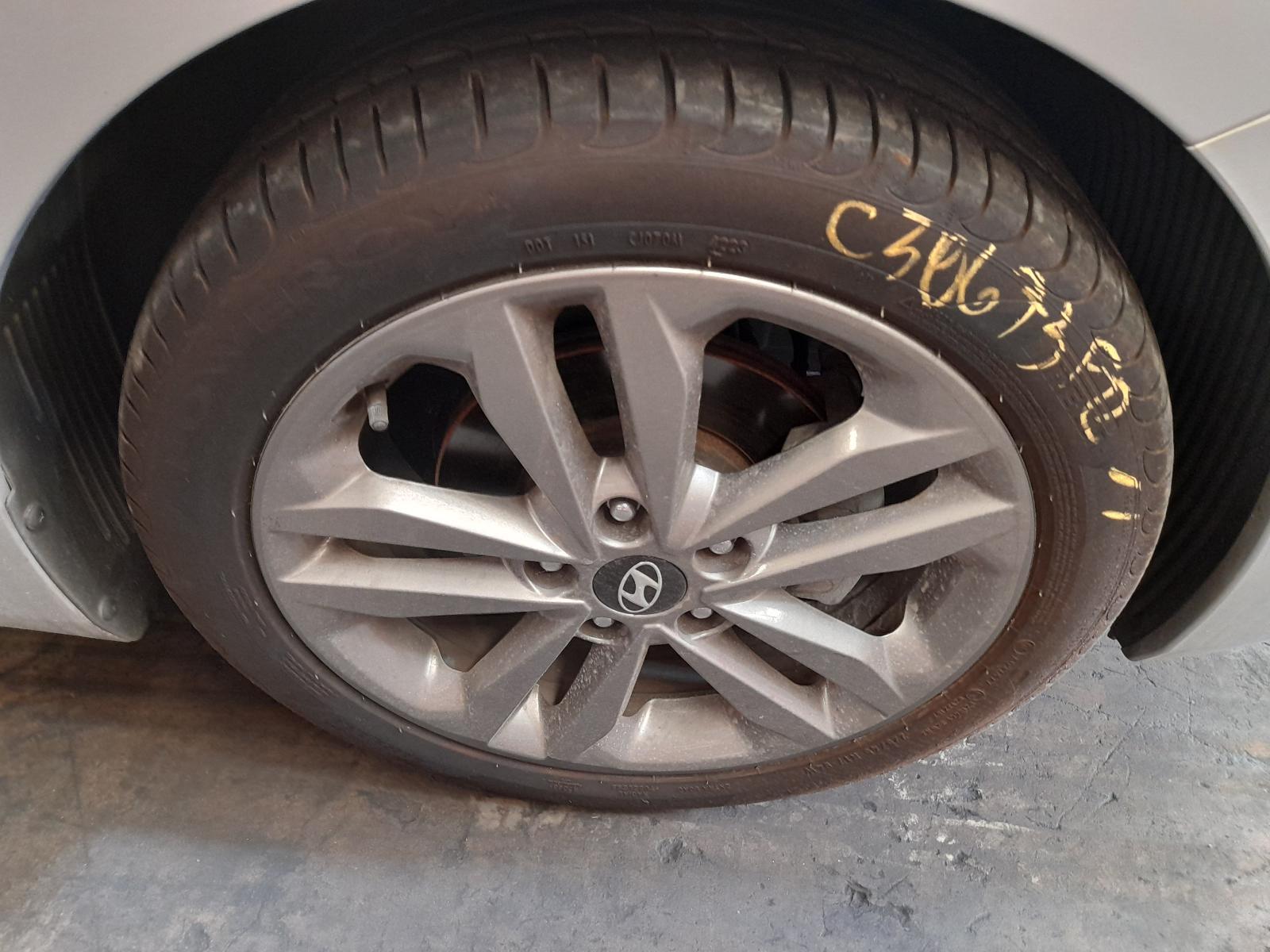 View Auto part Wheel Mag Hyundai I30 2016