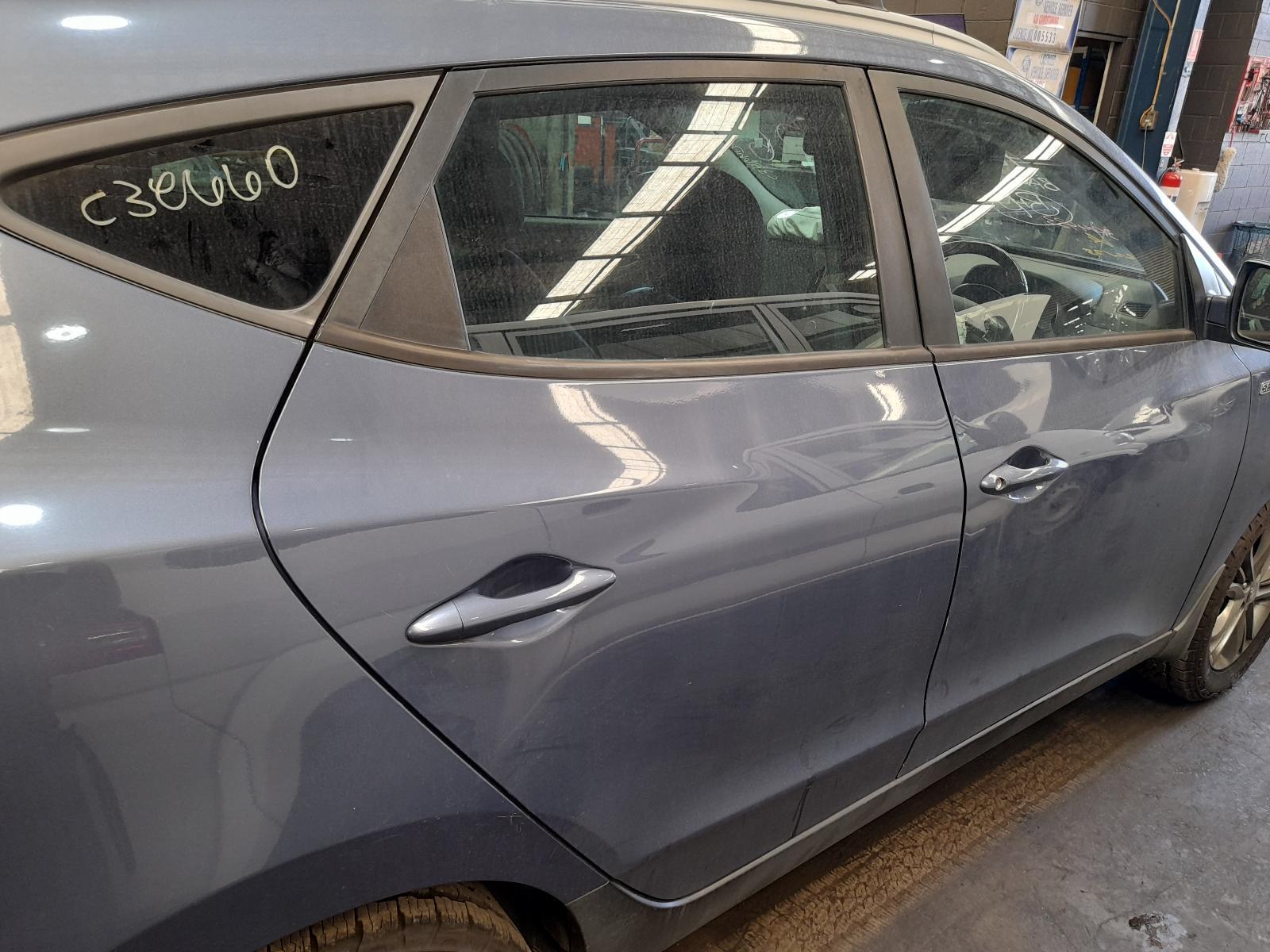 View Auto part Right Rear Wnd Reg/Motor Hyundai Ix35 2013