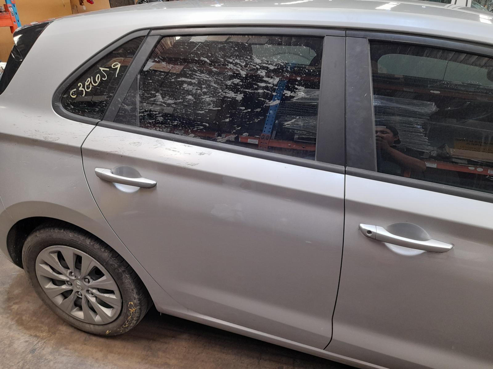 View Auto part Right Rear Door Window Hyundai I30 2018