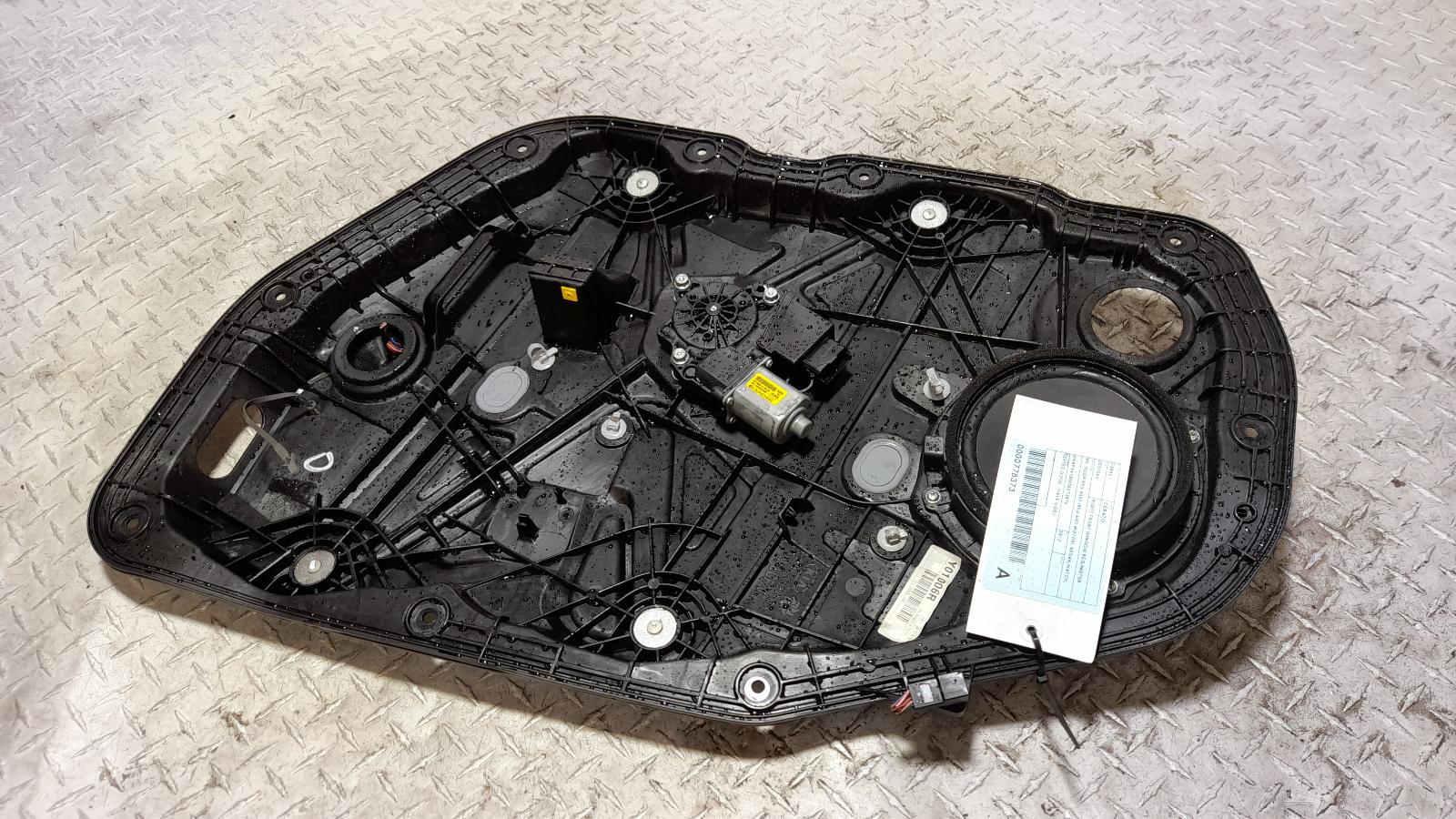 View Auto part Right Front Window Reg/Motor Kia Cerato 2013