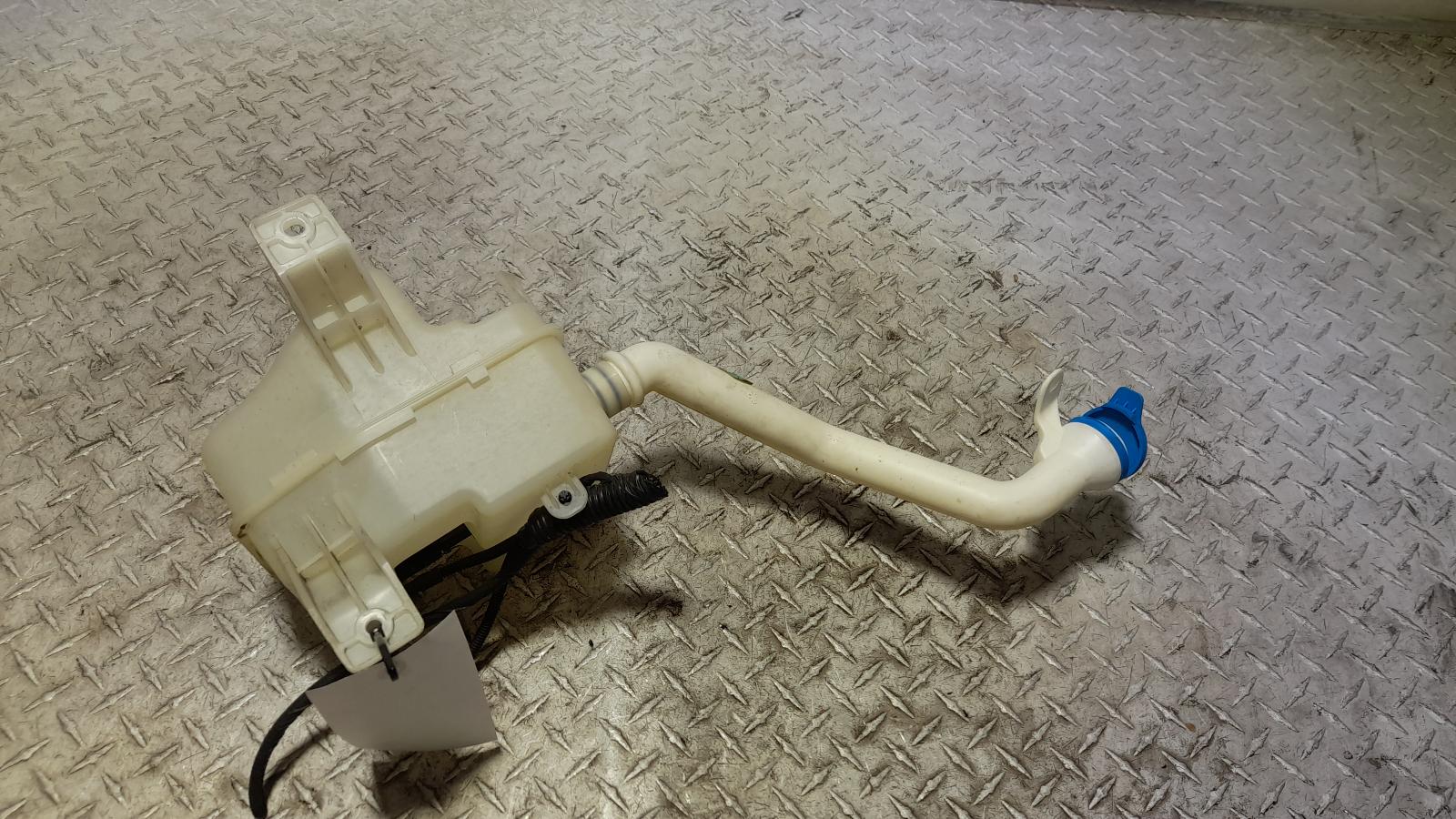 View Auto part Washer Bottle Mg Hs 2020