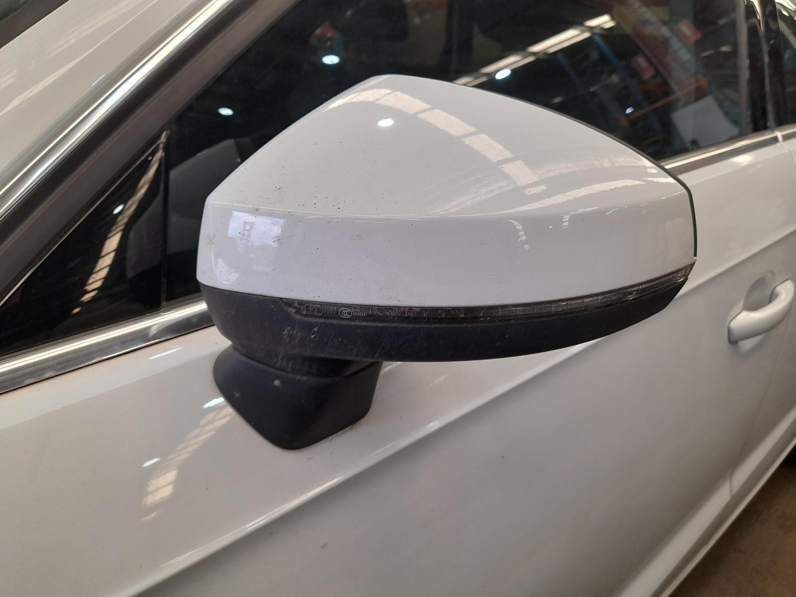 View Auto part Left Door Mirror Audi A3 2013