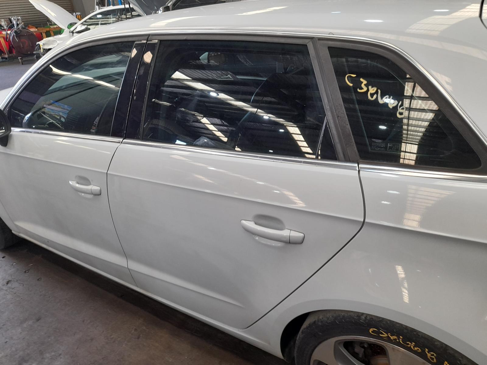 View Auto part Left Rear Door/Sliding Audi A3 2013