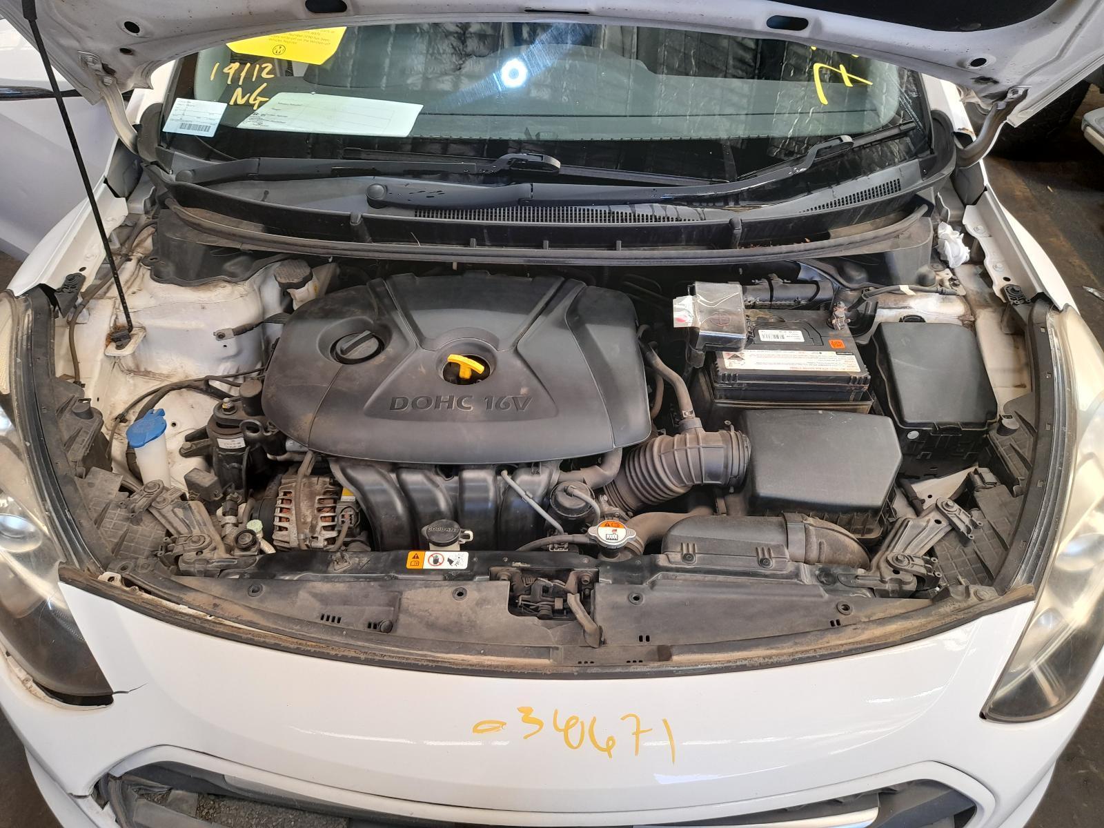View Auto part Engine Hyundai I30 2015
