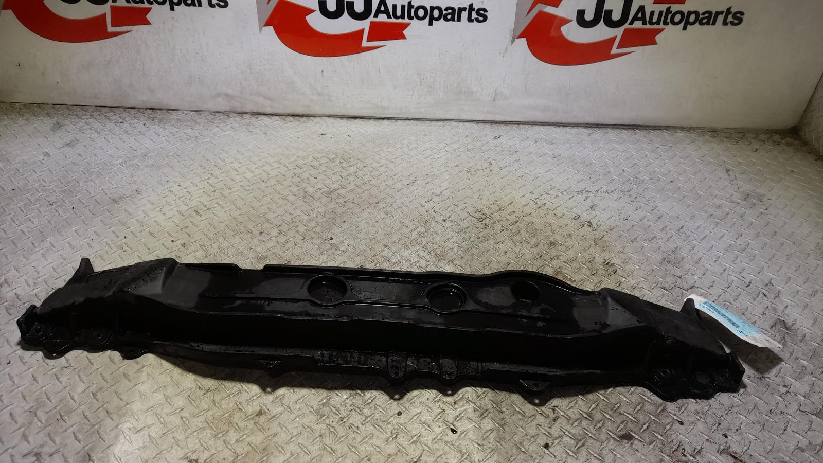 View Auto part R/Bar Bracket/Reinfo Hyundai I30 2015