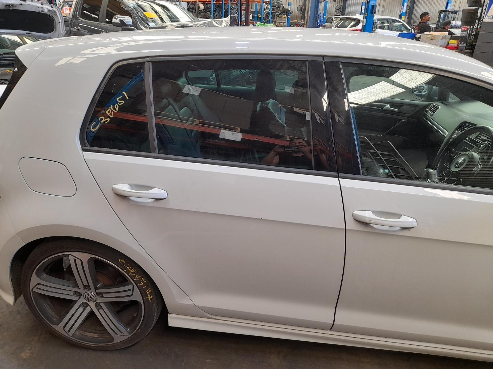 View Auto part Right Rear Door Window Volkswagen Golf 2015