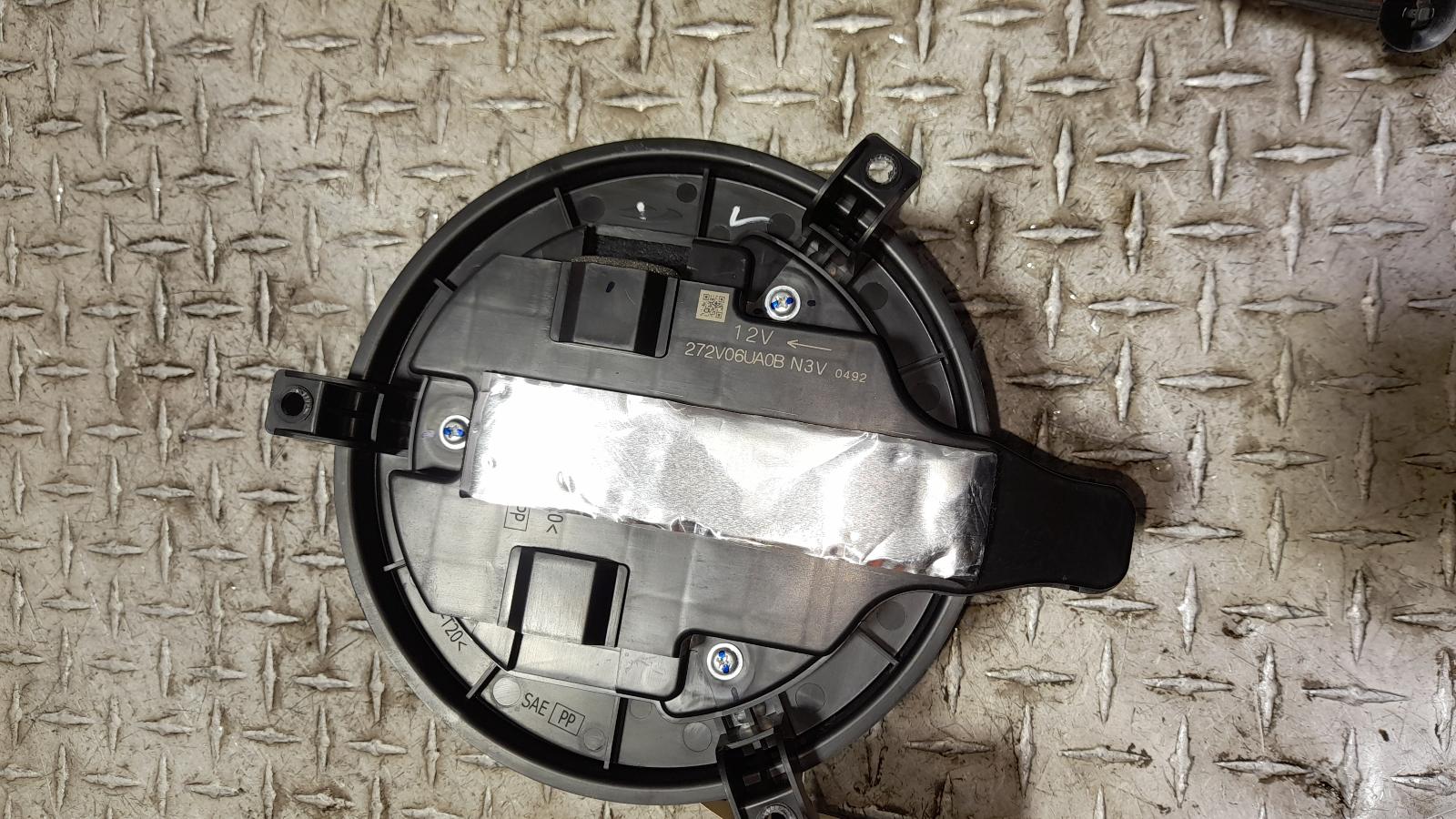 View Auto part Heater Fan Motor Mitsubishi Outlander 2022