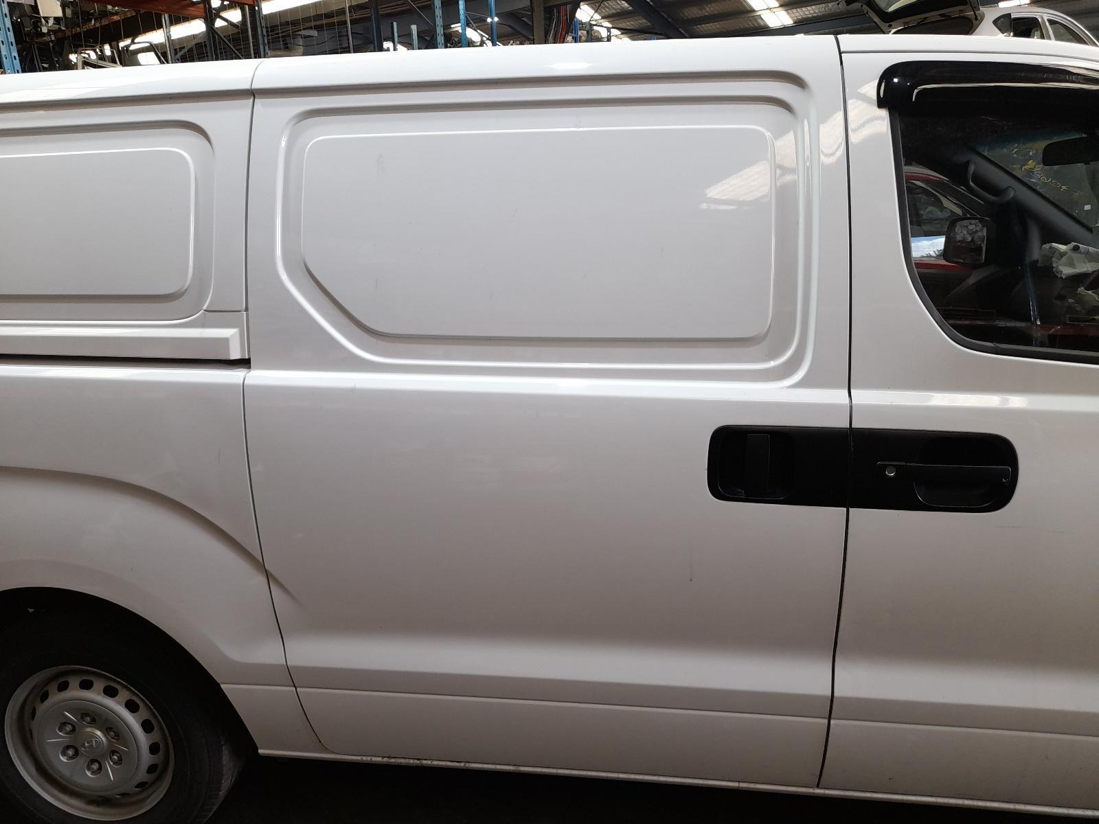 View Auto part Right Rear Door Sliding Hyundai Iload/imax 2019