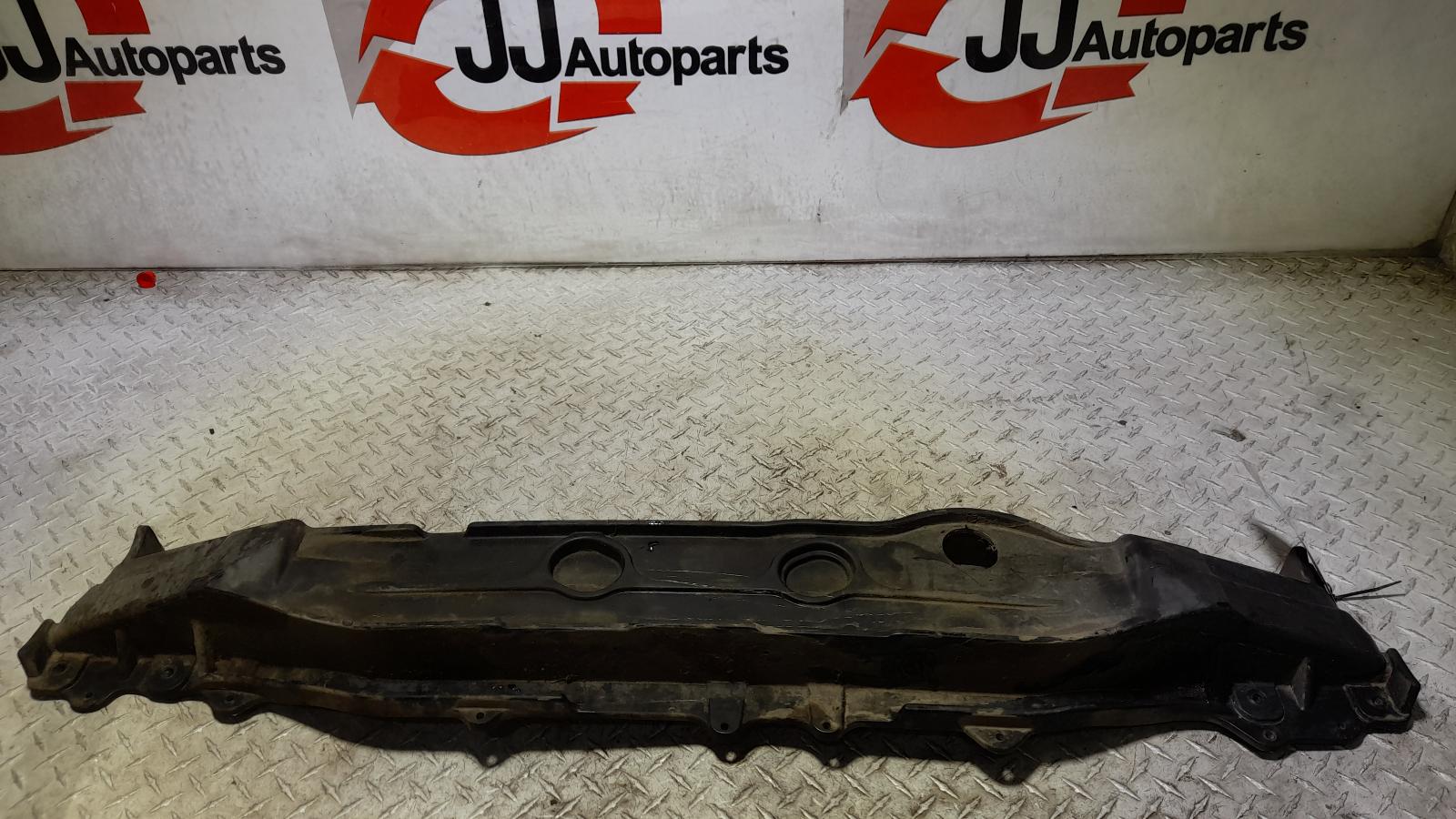 View Auto part R/Bar Bracket/Reinfo Hyundai I30 2013