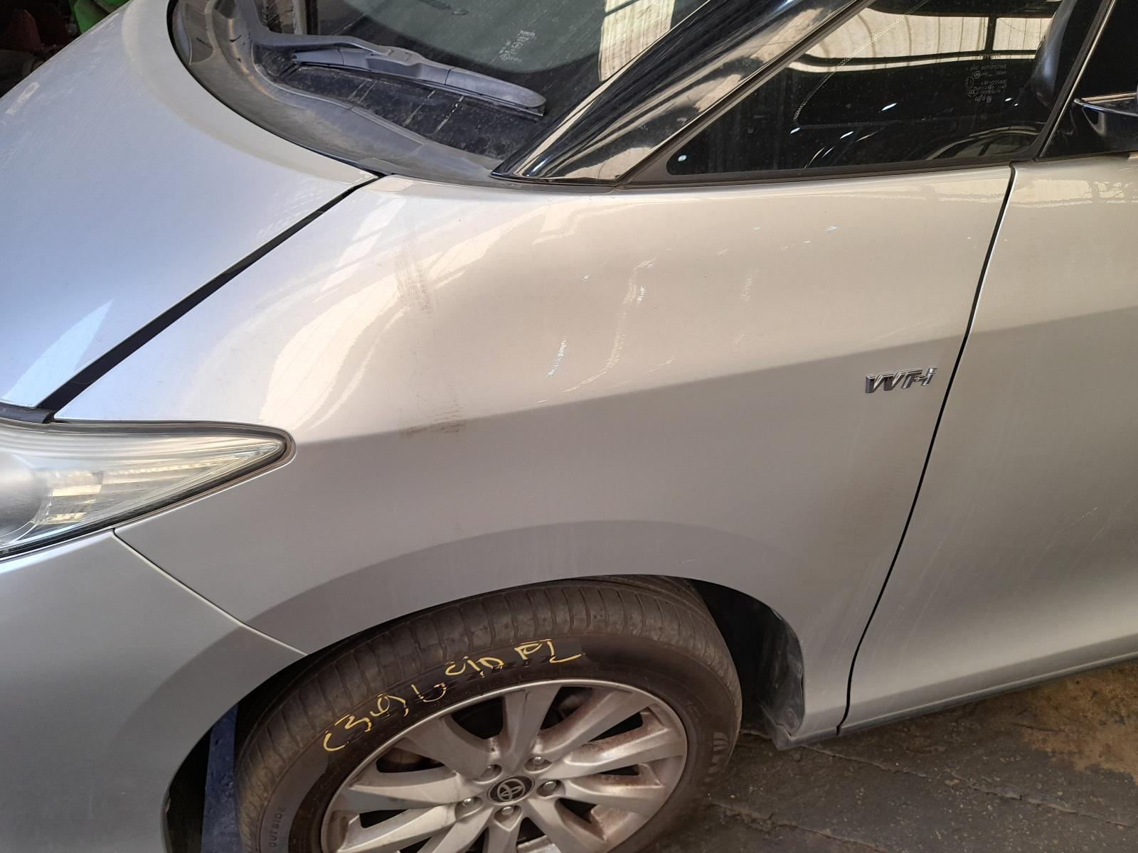 View Auto part Left Guard Toyota Tarago 2011