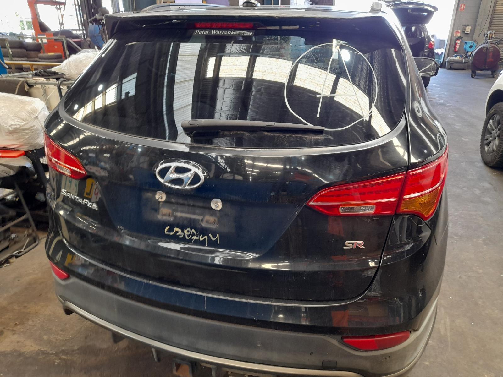 View Auto part Bootlid/Tailgate Hyundai Santa Fe 2015
