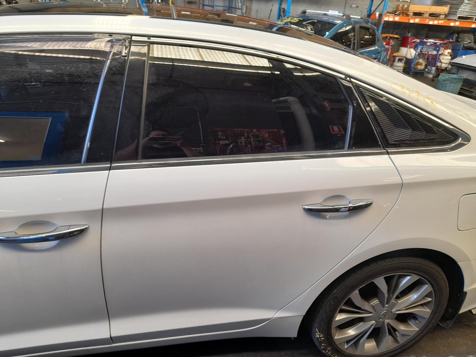 View Auto part Left Rear Door/Sliding Hyundai Sonata 2014