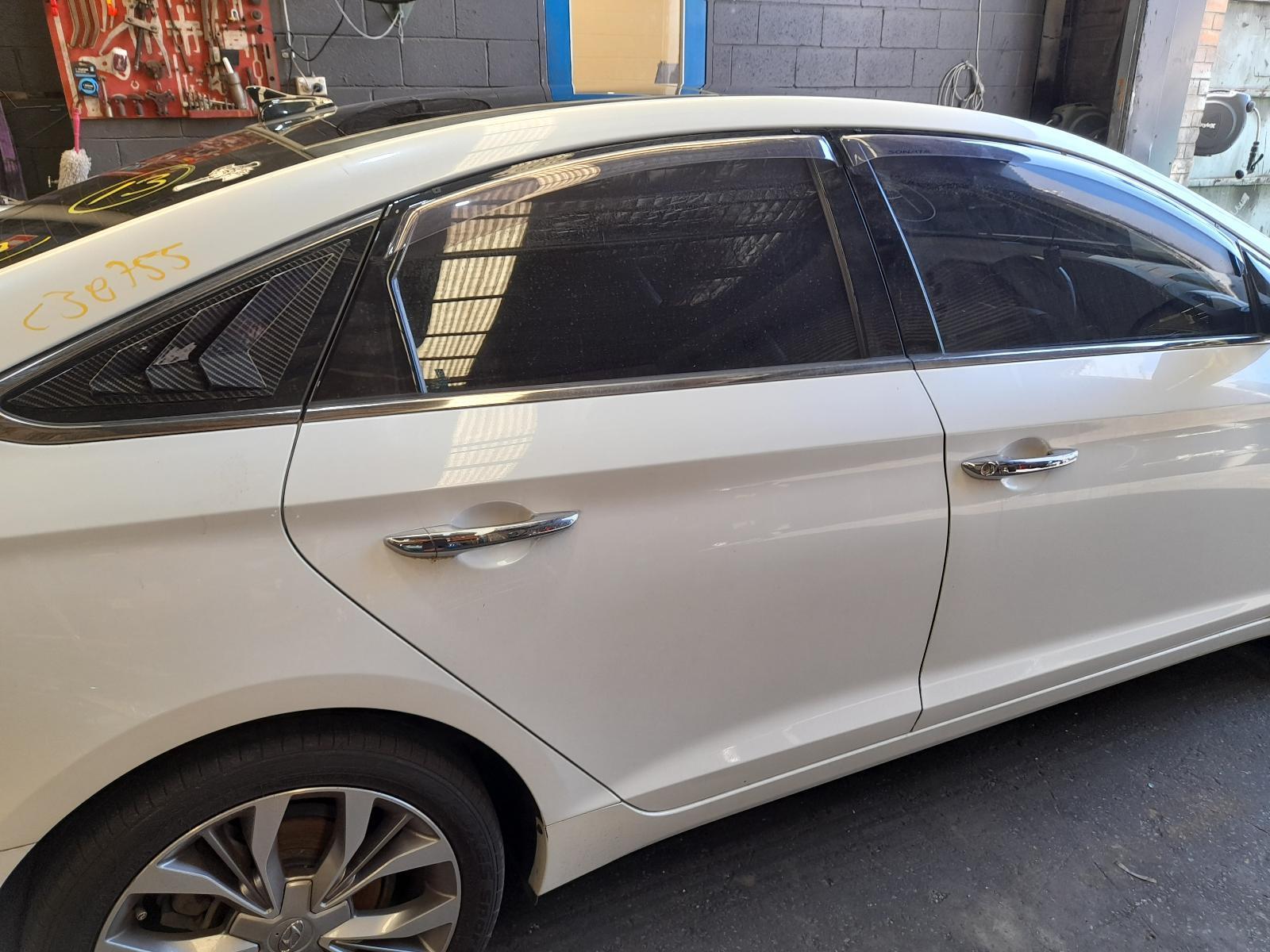 View Auto part Right Rear Door Sliding Hyundai Sonata 2014
