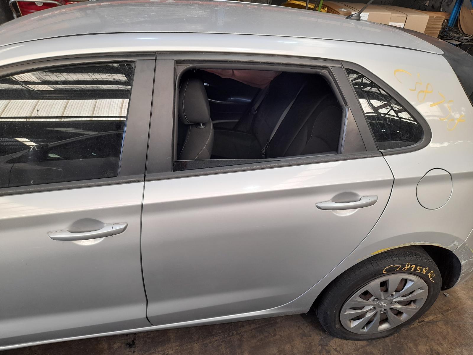 View Auto part Left Rear Door/Sliding Hyundai I30 2019