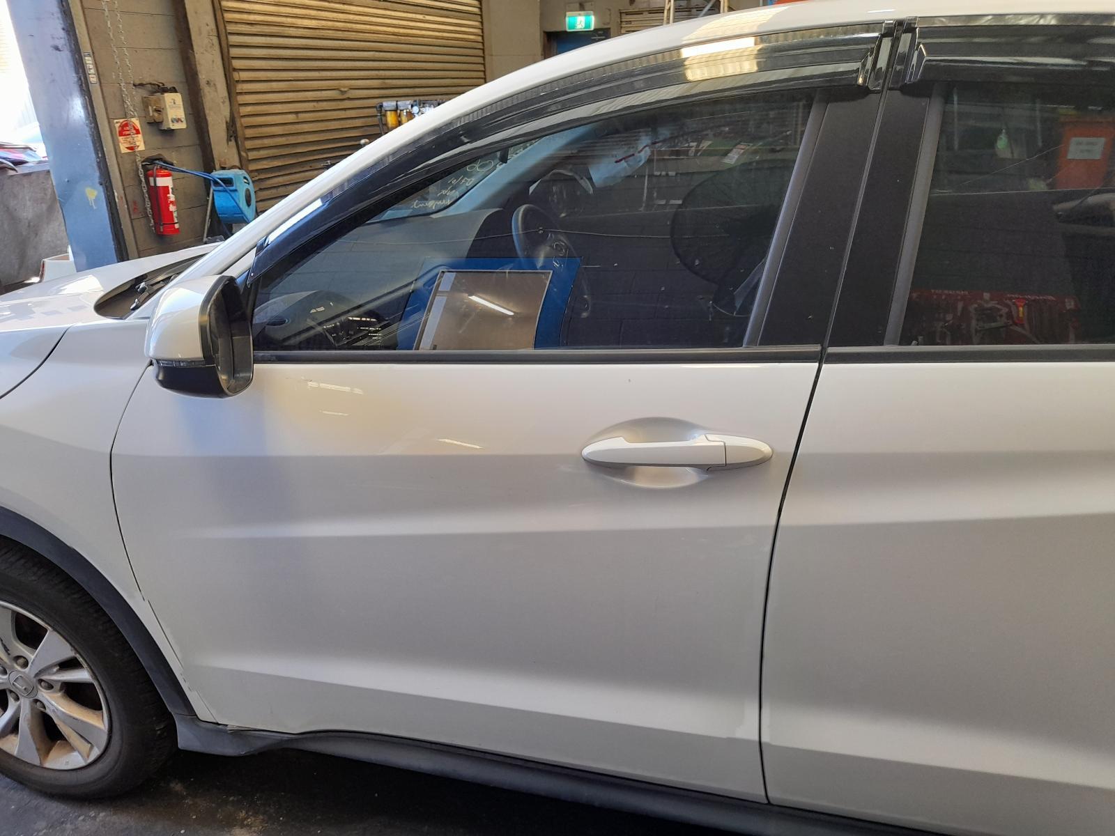 View Auto part Left Front Door Honda Hrv 2016