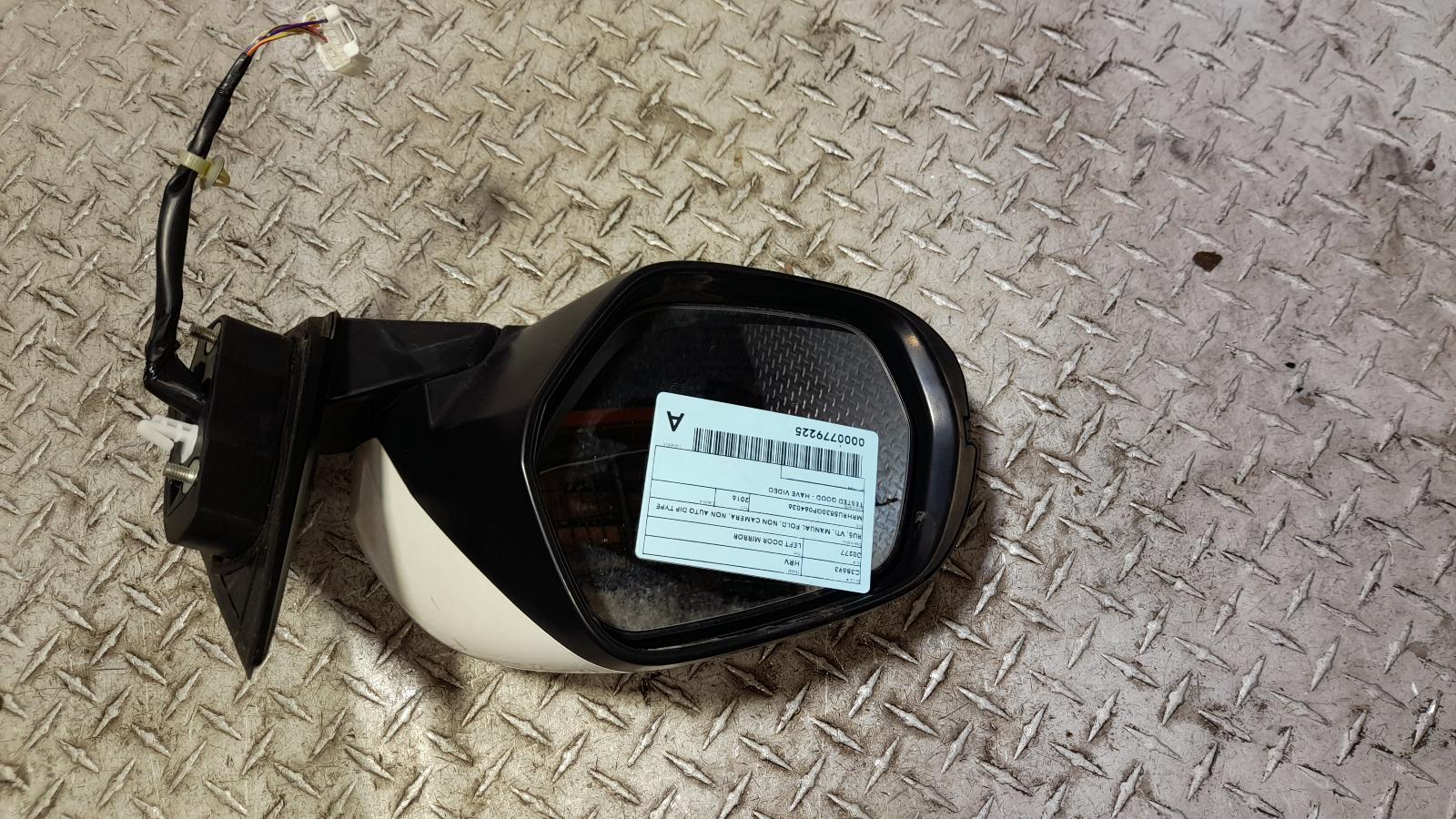 View Auto part Left Door Mirror Honda Hrv 2016