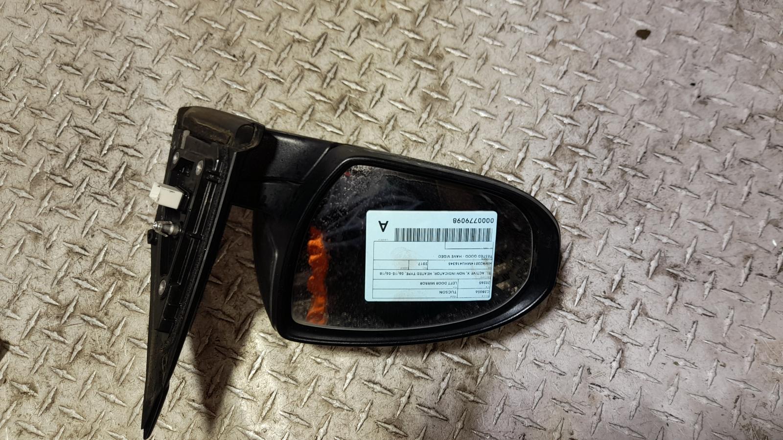 View Auto part Left Door Mirror Hyundai Tucson 2017