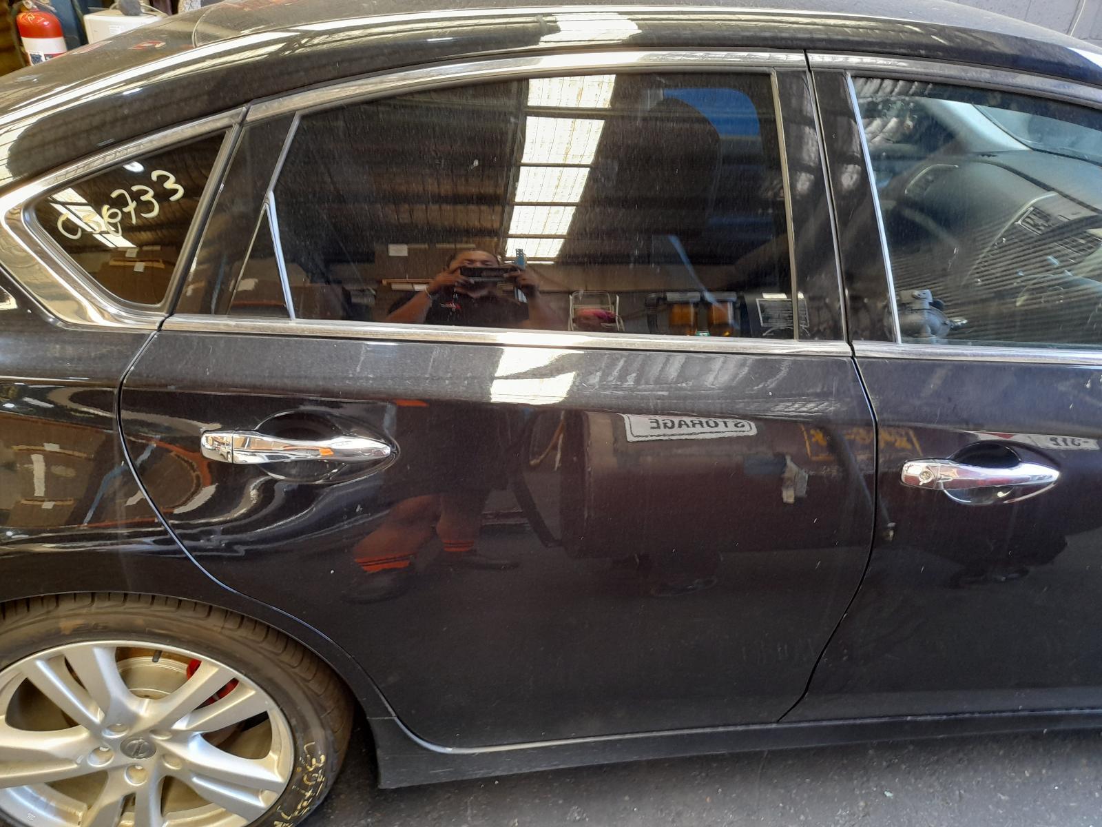 View Auto part Right Rear Door Sliding Nissan Altima 2016