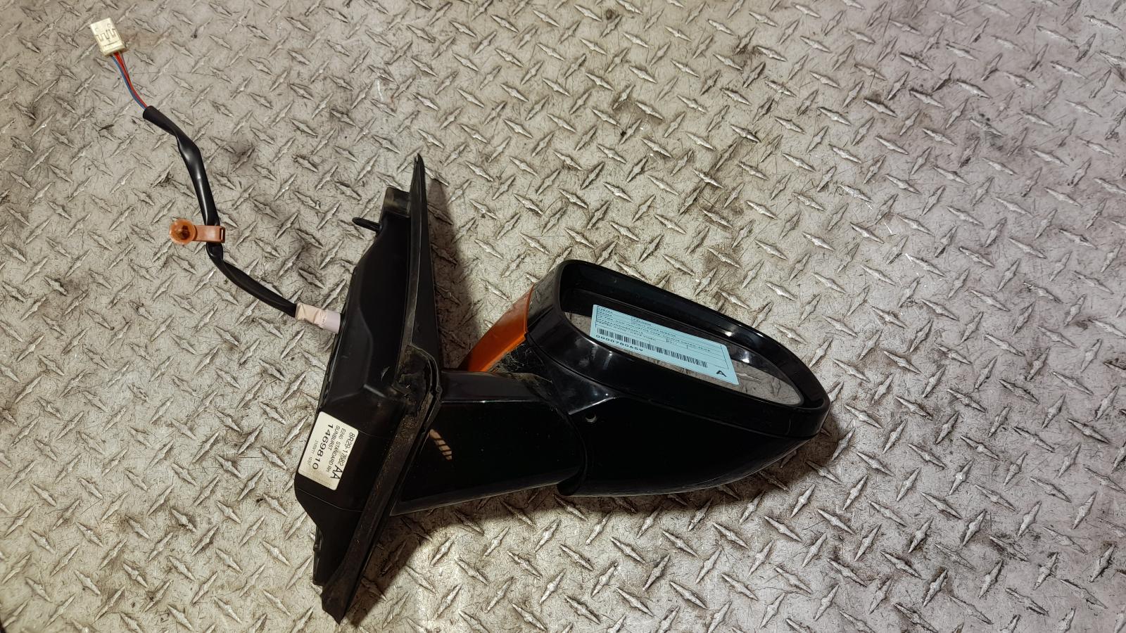 View Auto part Right Door Mirror Ford Falcon 2011