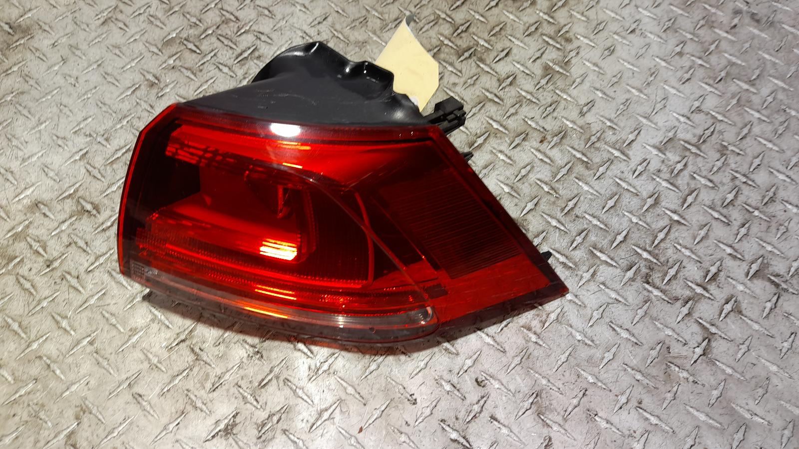 View Auto part Right Taillight Volkswagen Golf 2014