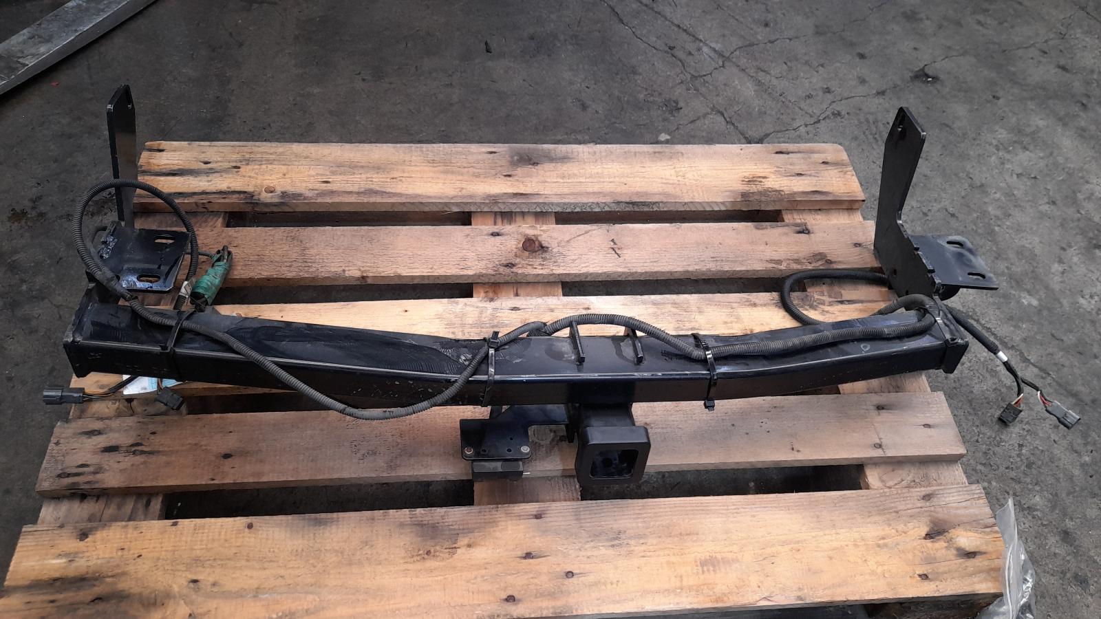 View Auto part Towbar Hyundai Iload/imax 2020