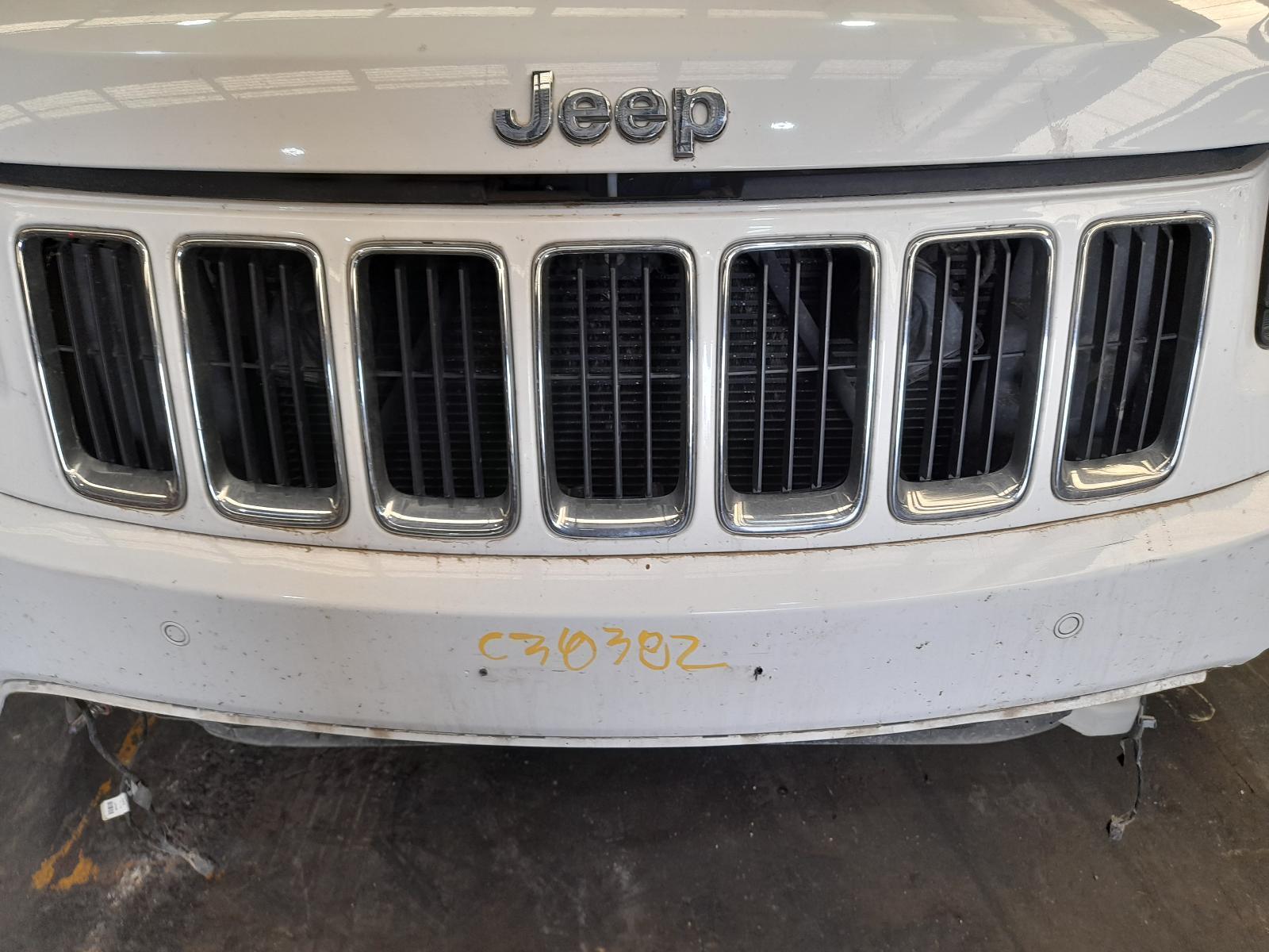 View Auto part Grille Jeep Grandcherokee 2015