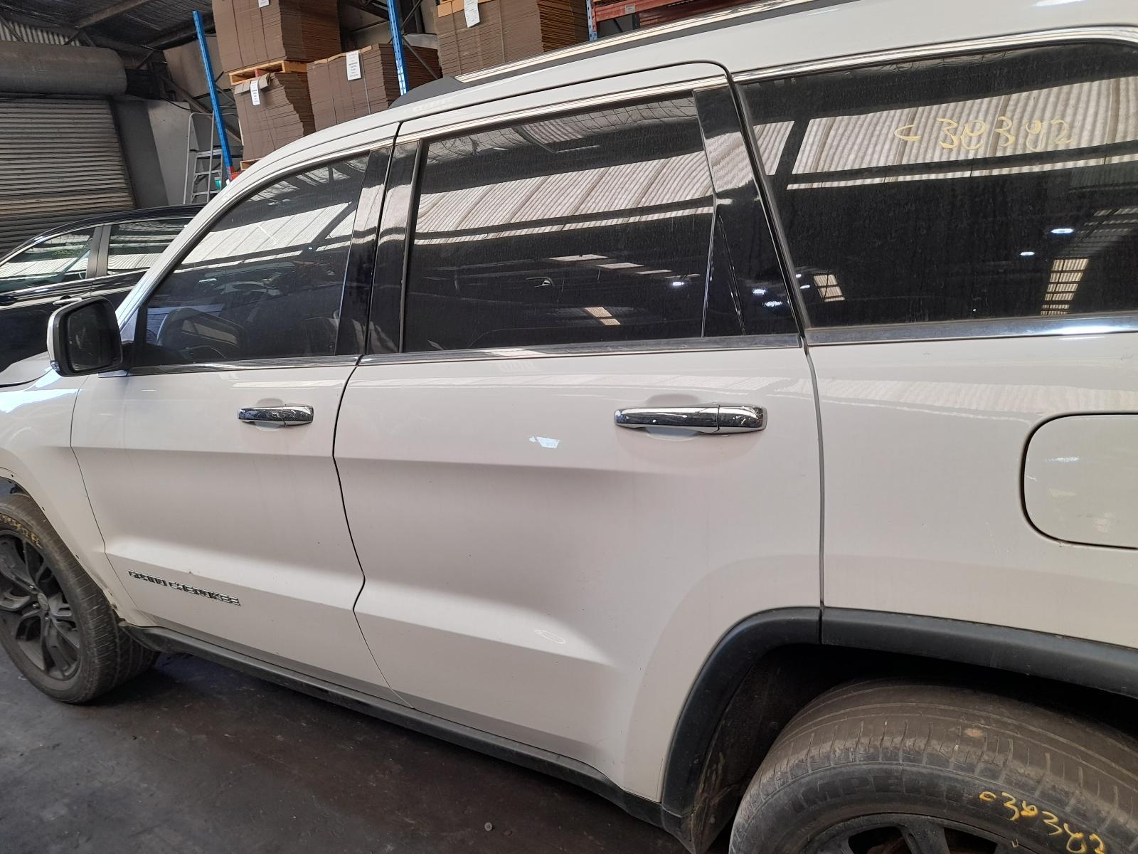 View Auto part Left Rear Wnd Reg/Motor Jeep Grandcherokee 2015