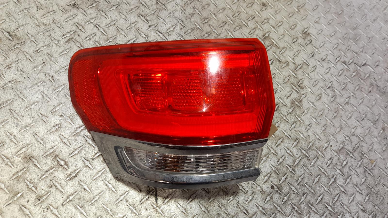 View Auto part Left Taillight Jeep Grandcherokee 2015