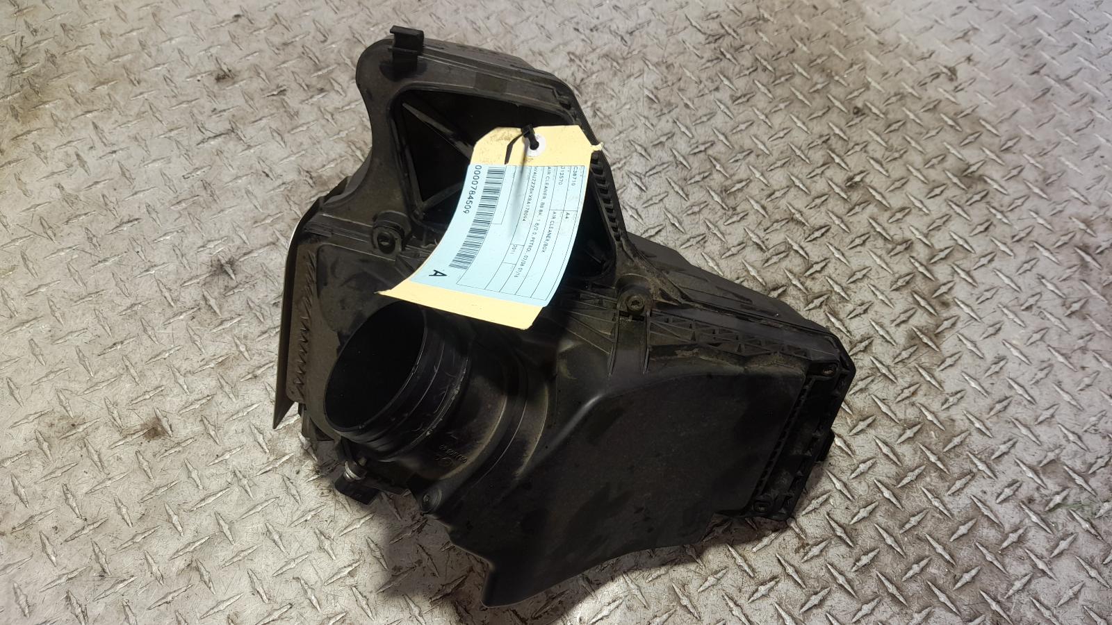 View Auto part Air Cleaner/Box Audi A4 2011