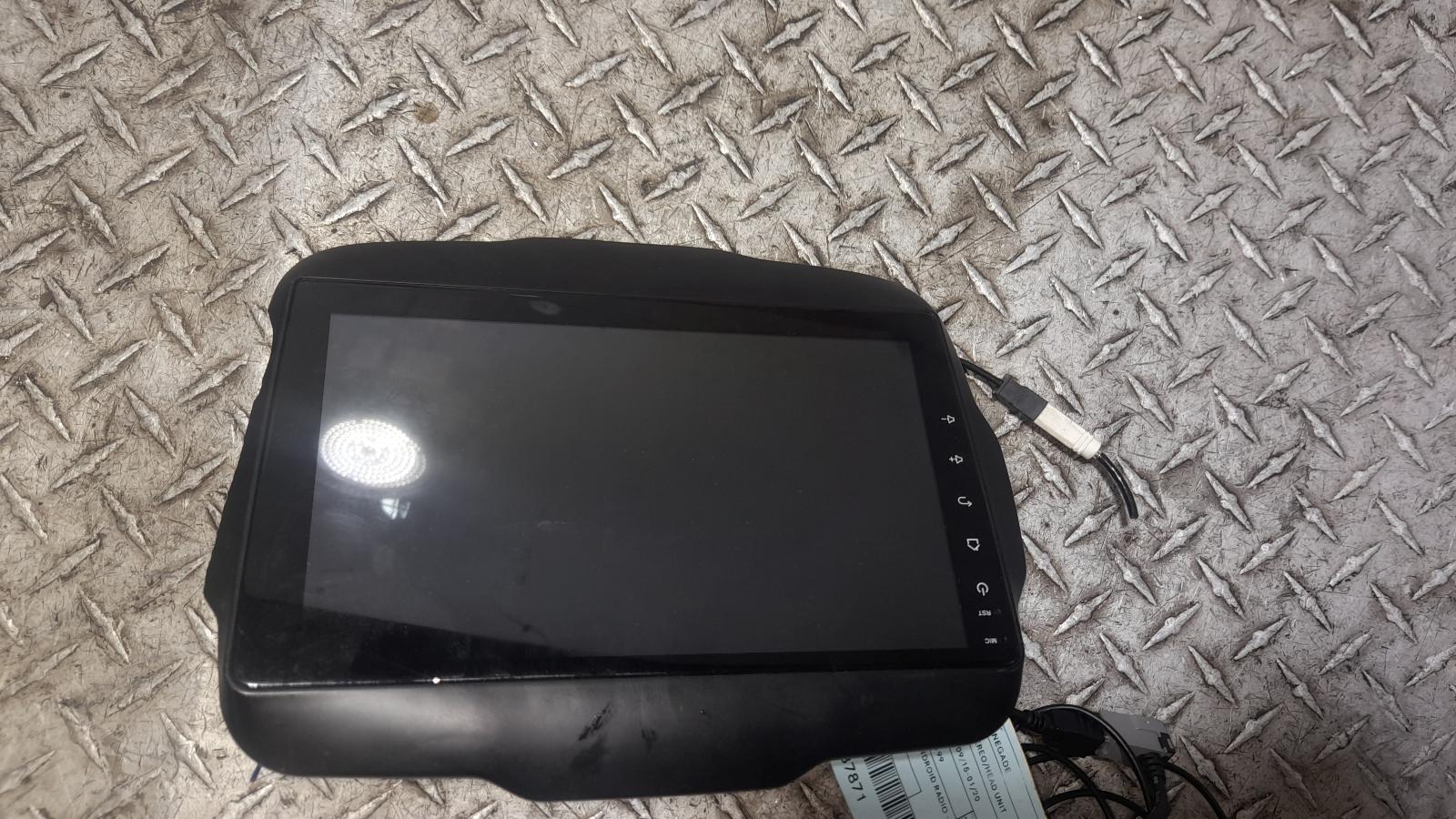 View Auto part Radio/Cd/Dvd/Sat/Tv Jeep Renegade 2015