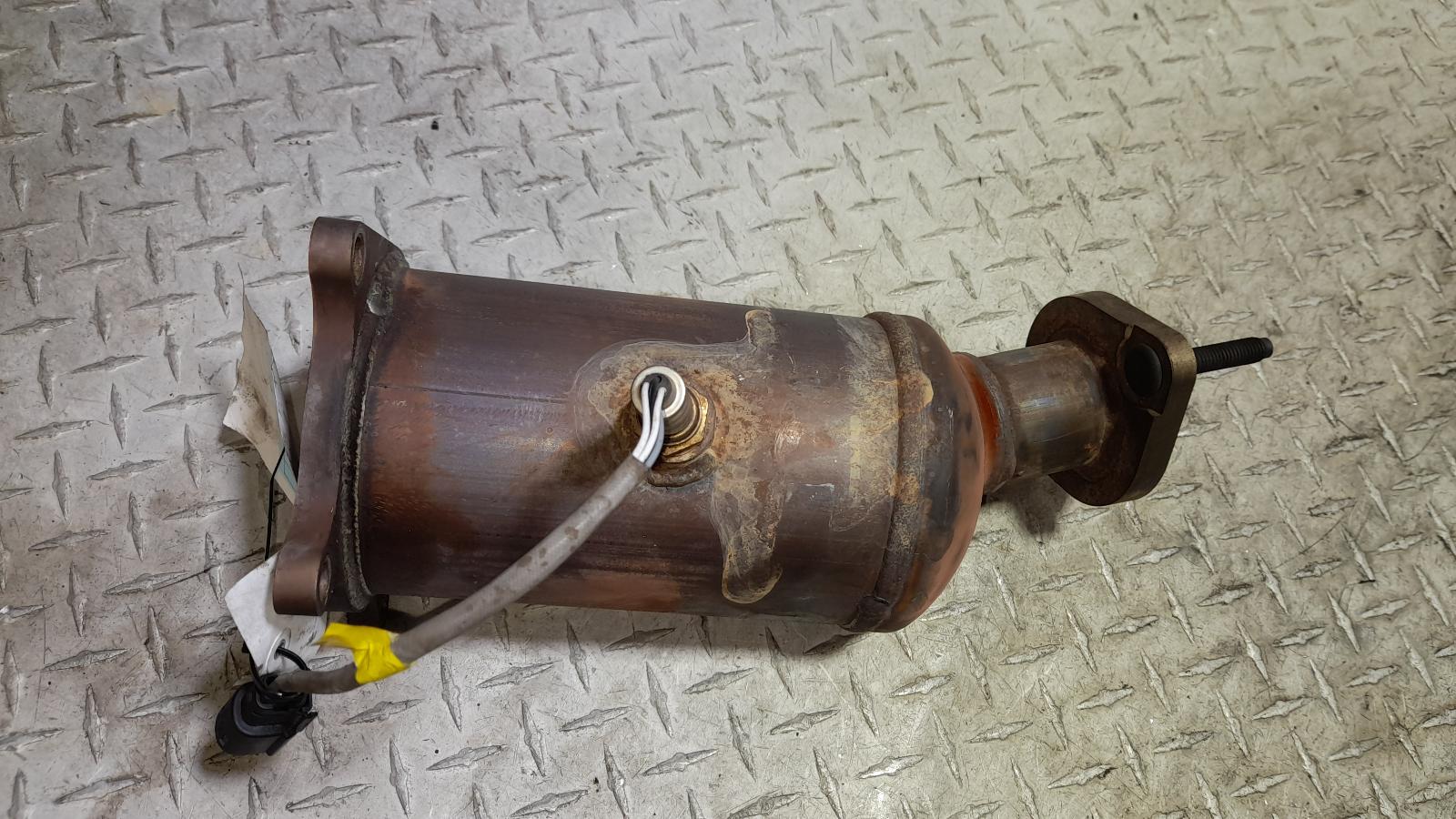 View Auto part Catalytic Converter Mazda Cx9 2013