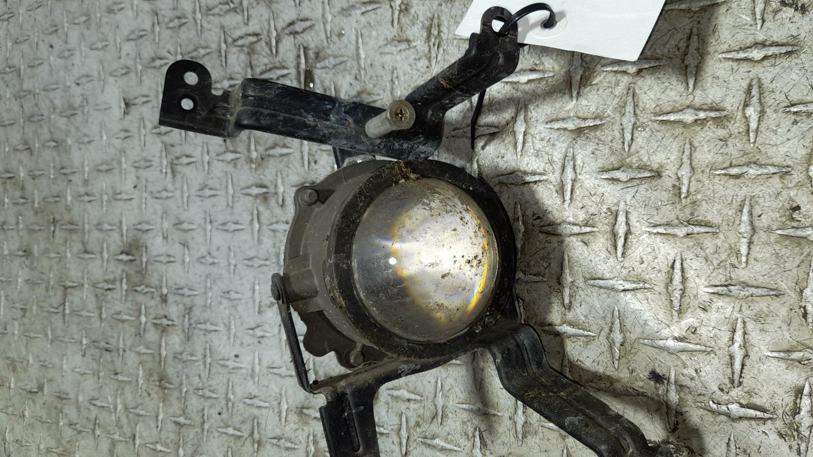 View Auto part Right Indicator/Fog/Side Kia Carnival/grand Carnival 2016