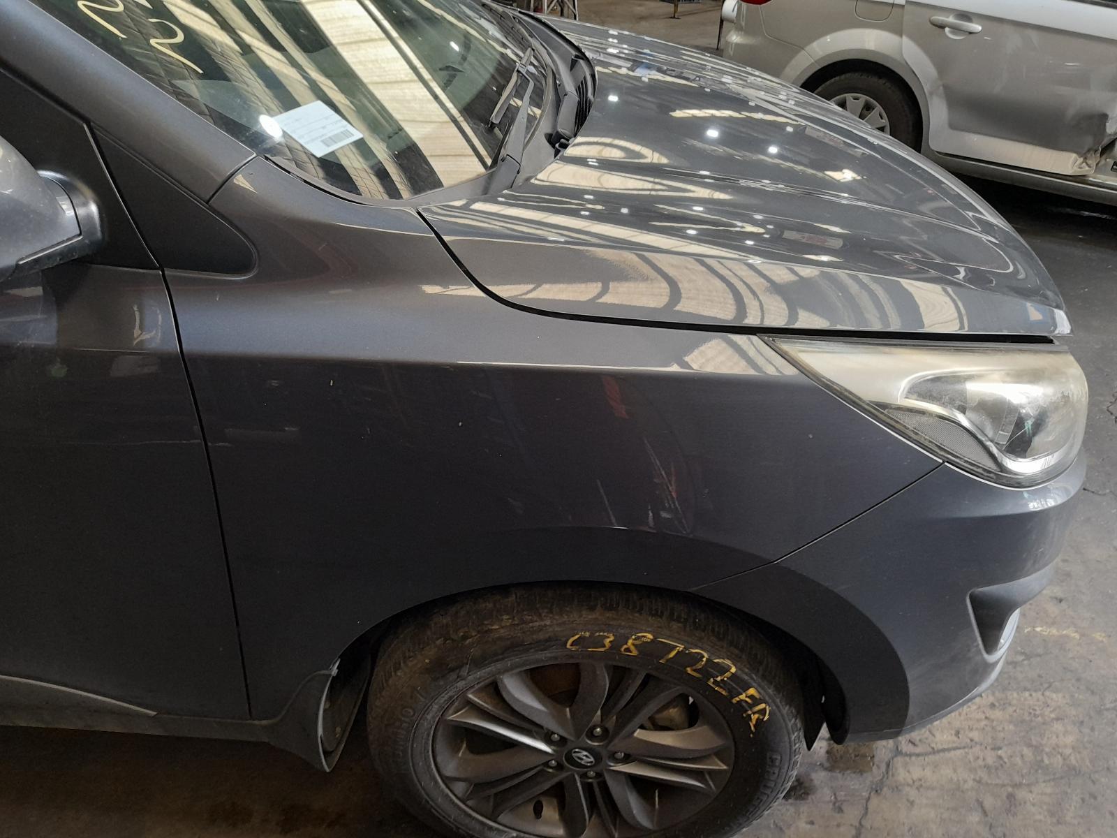 View Auto part Right Guard Hyundai Ix35 2015