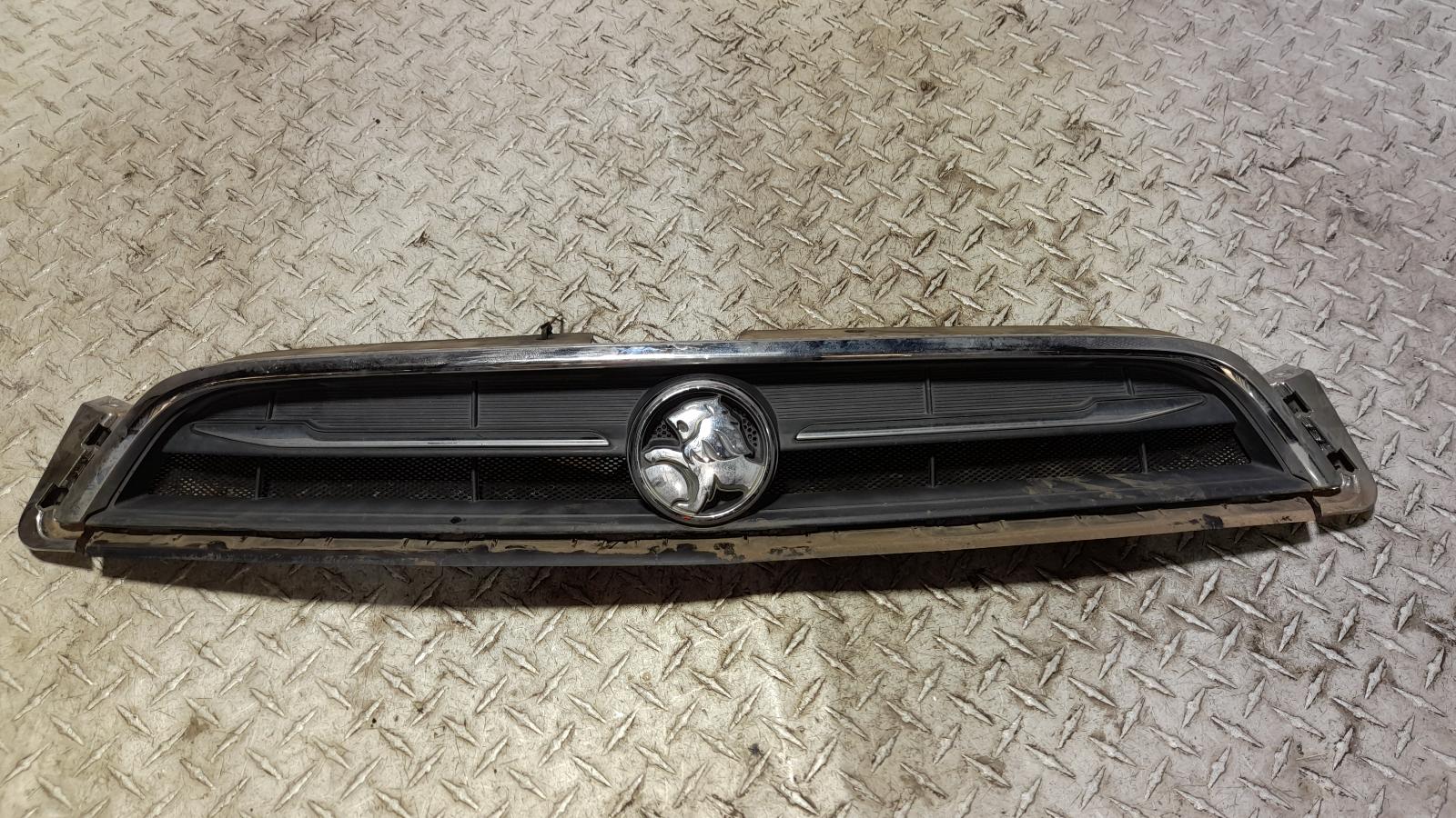 View Auto part Grille Holden Captiva 2017